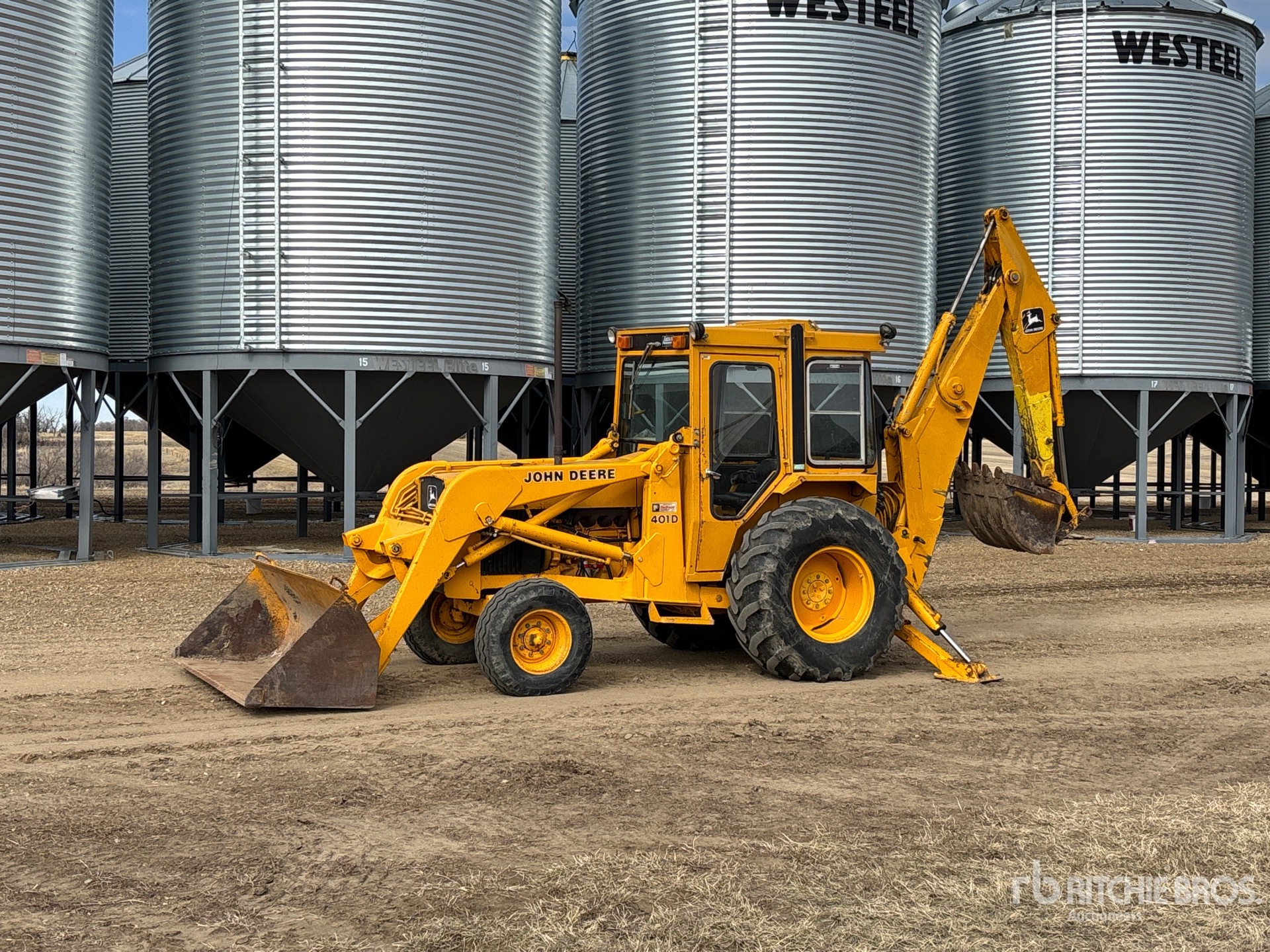 General Appearance with Bild, Ecke vorne links