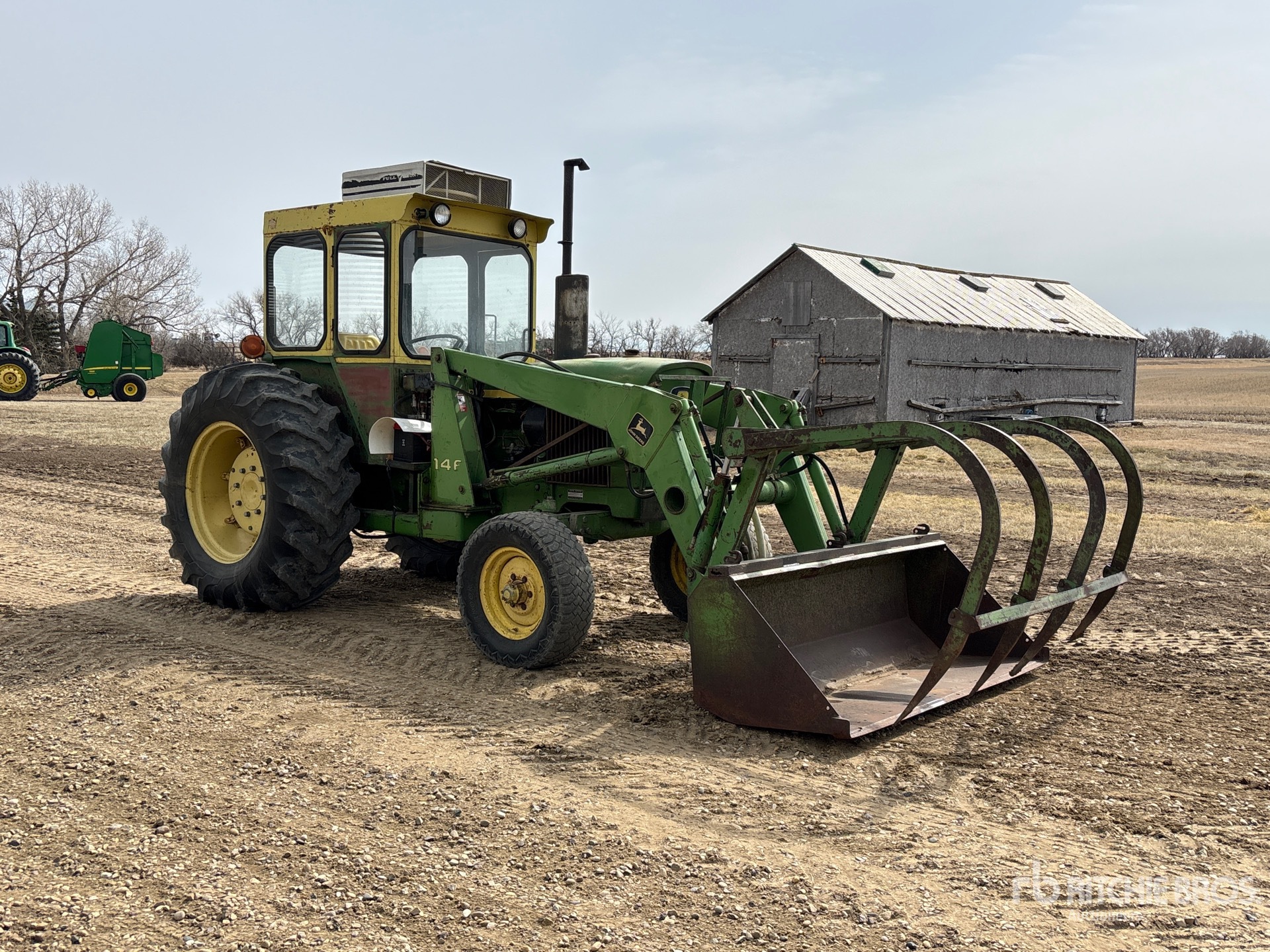 General Appearance with Foto, angolo anteriore destro