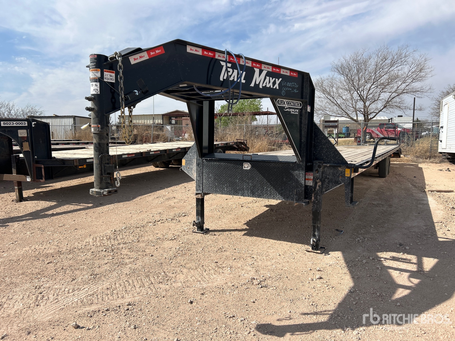 General Appearance with Image, coin avant gauche