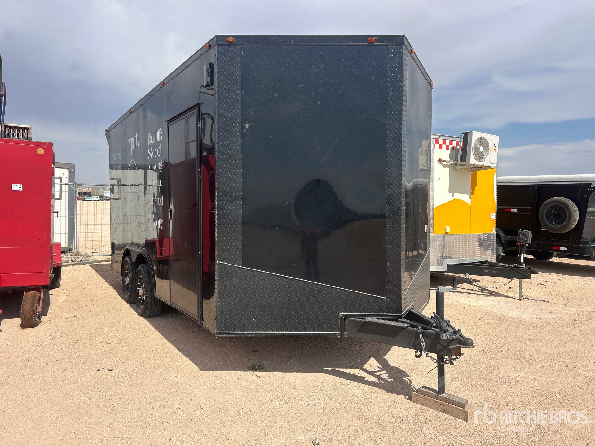 General Appearance with Picture, Right Front Corner