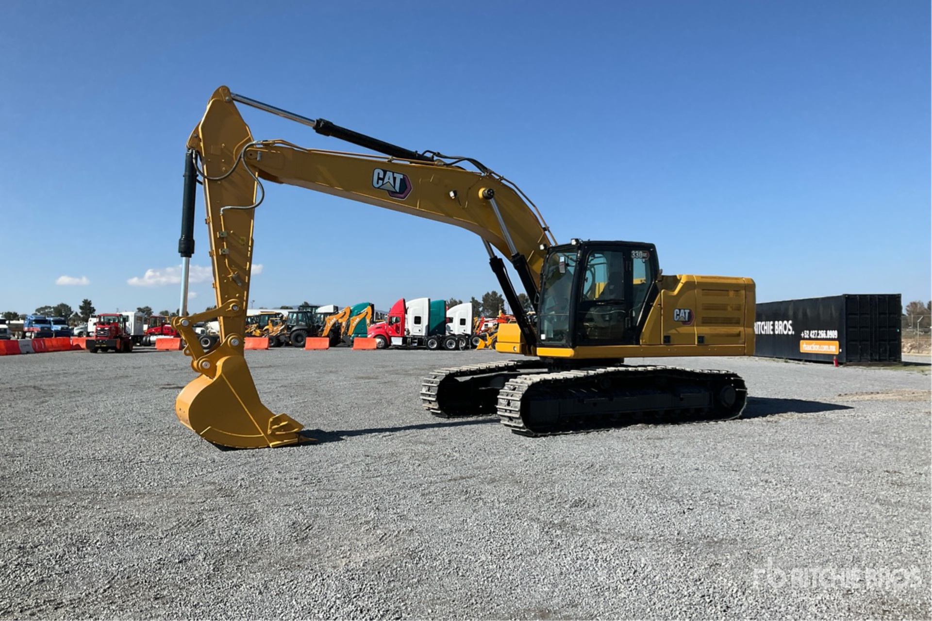 General Appearance with Picture, Left Front Corner