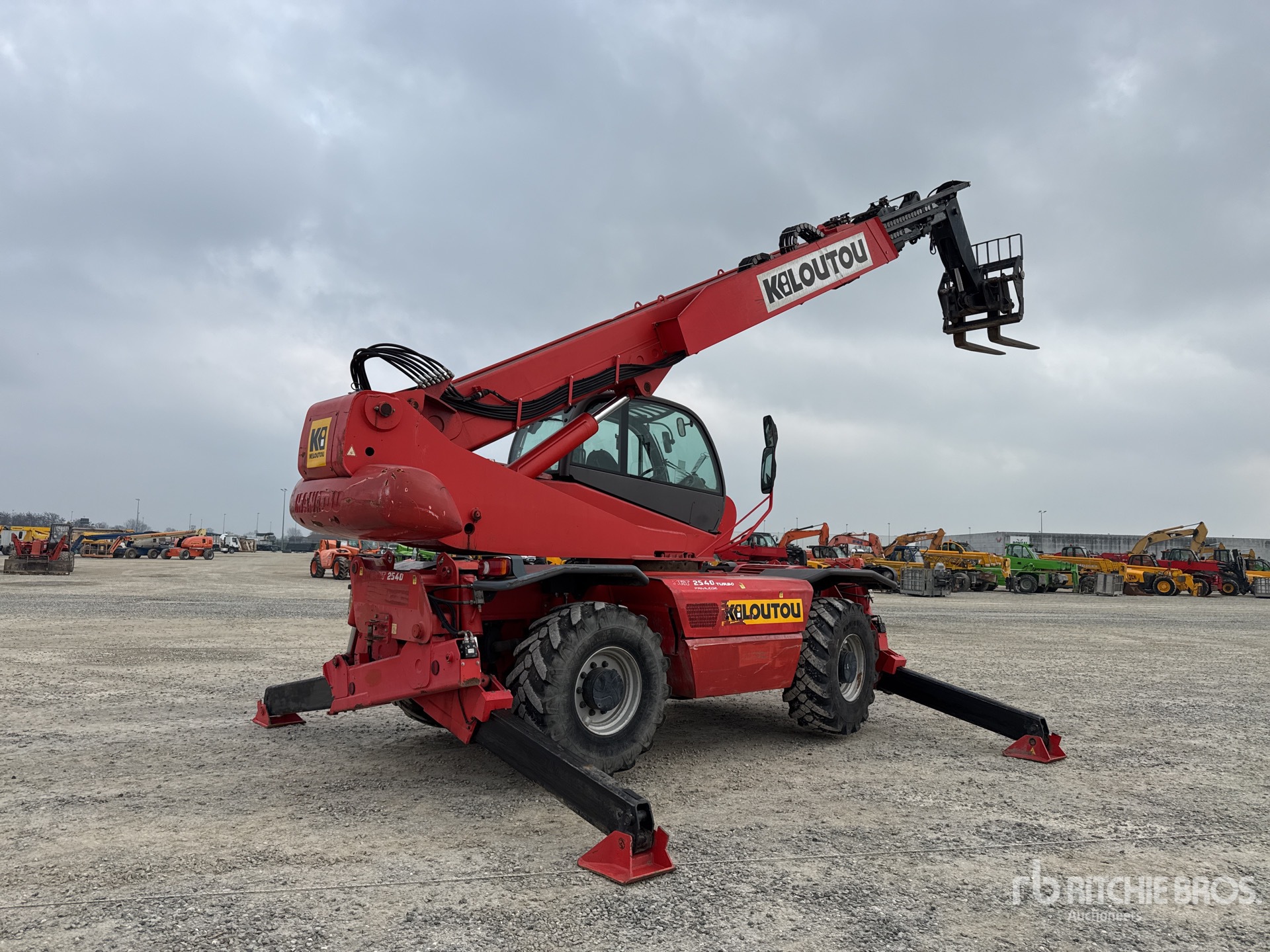 General Appearance with Bild, Ecke hinten rechts