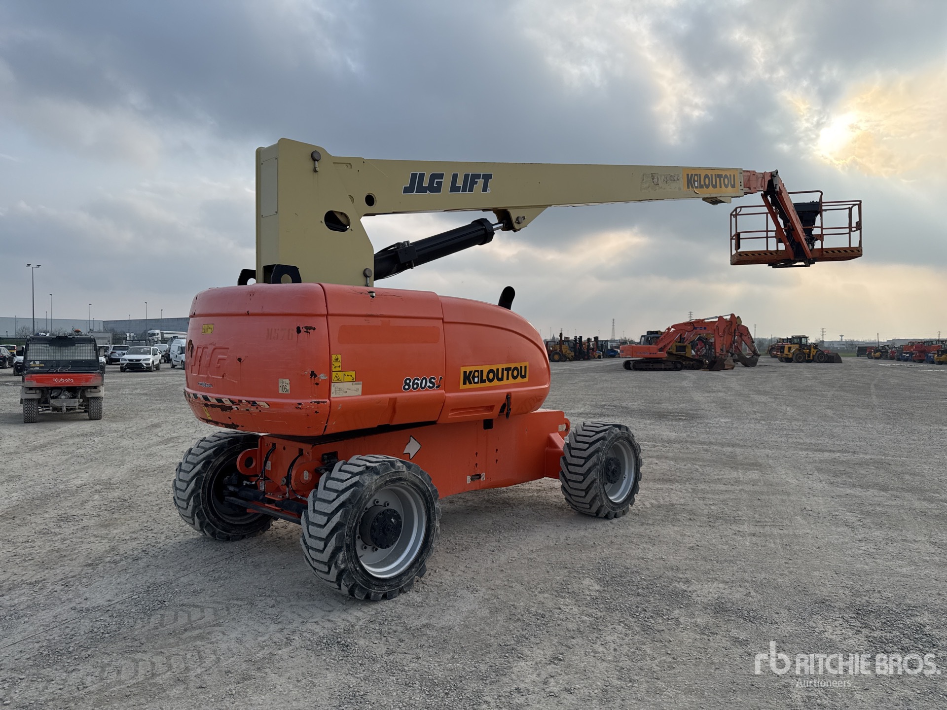 General Appearance with Bild, Ecke hinten rechts