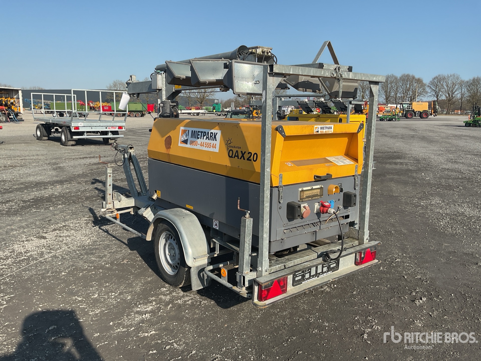 General Appearance with Picture, Left Rear Corner