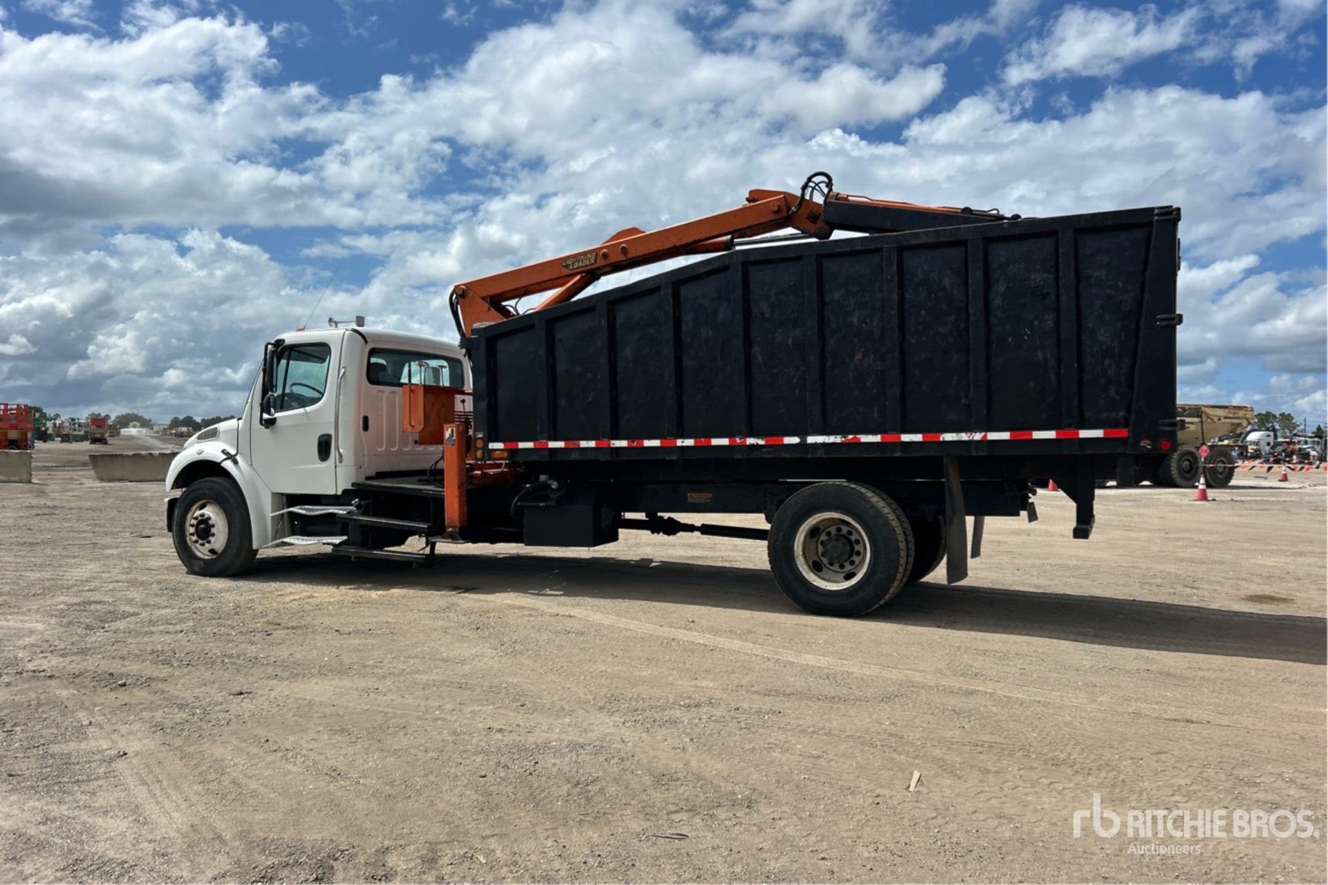 General Appearance with Image, coin arrière gauche