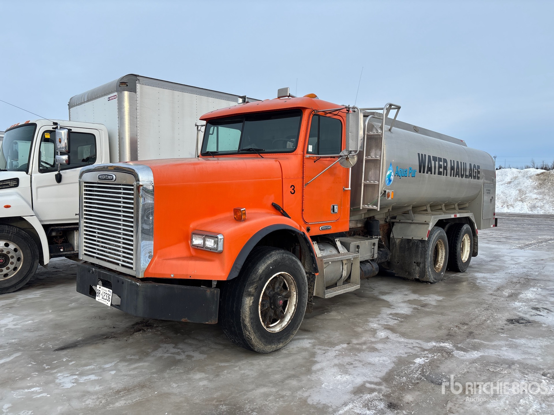 General Appearance with Featured Photo