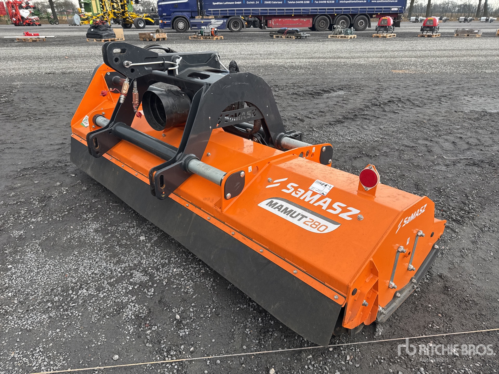 General Appearance with Picture, Left Front Corner