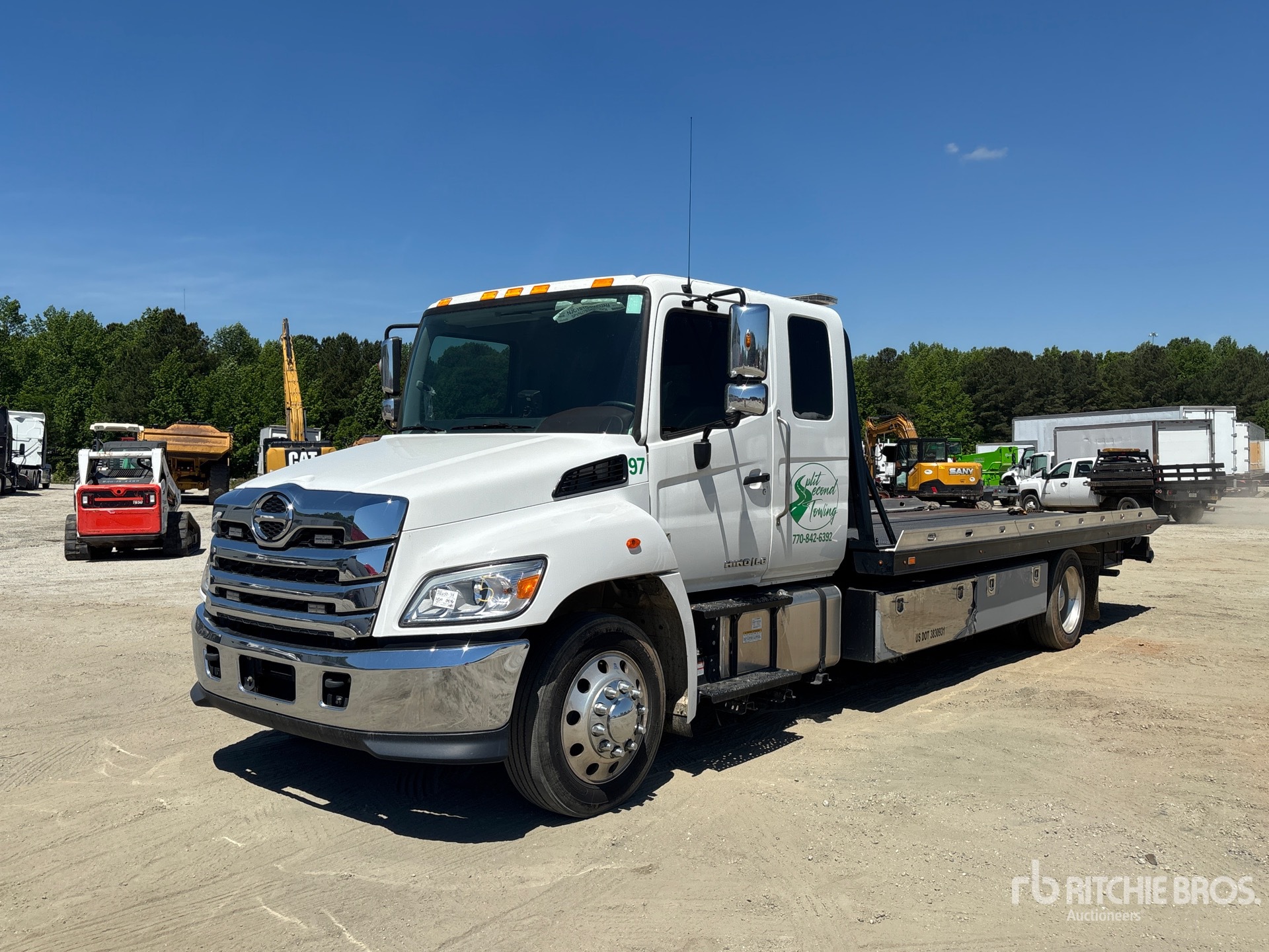 Photo of a 2025 Hino L6