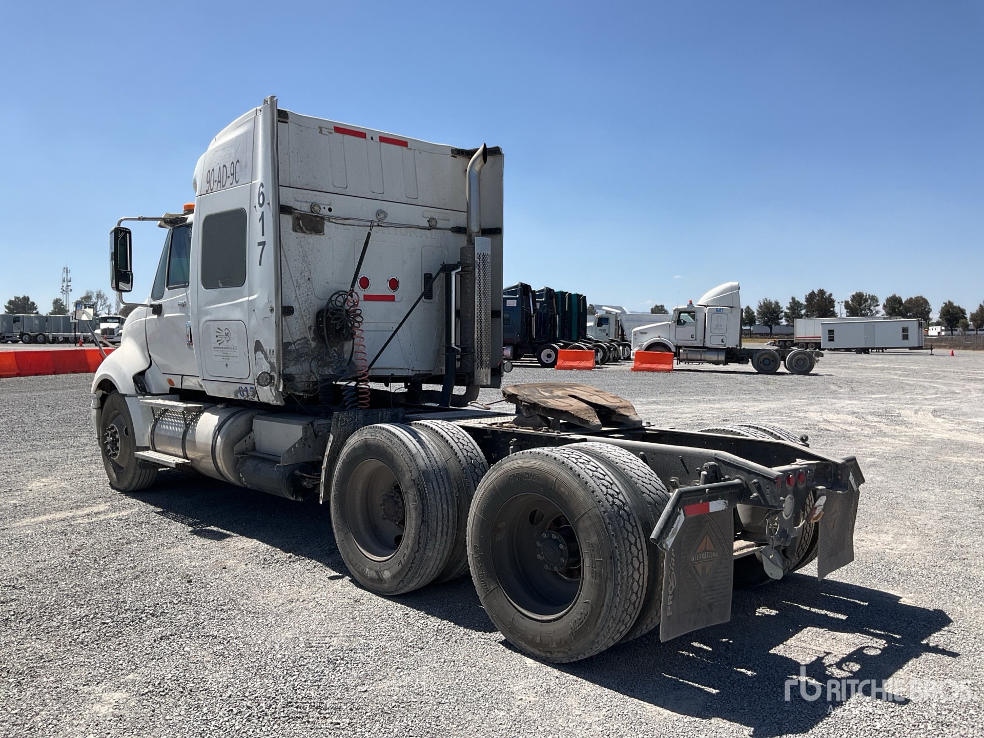 General Appearance with Bild, Ecke hinten links