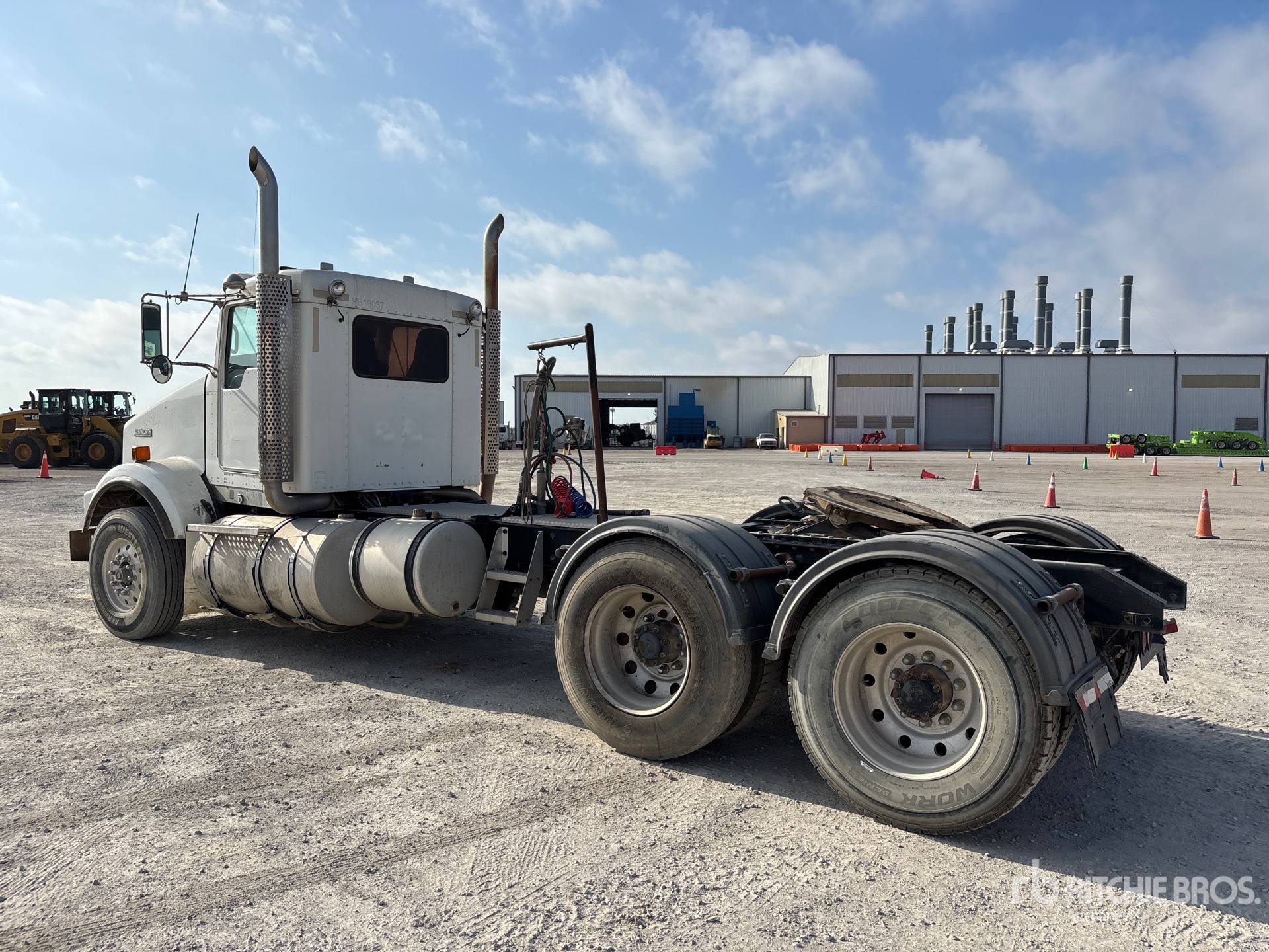 Aspect général with Image, coin arrière gauche