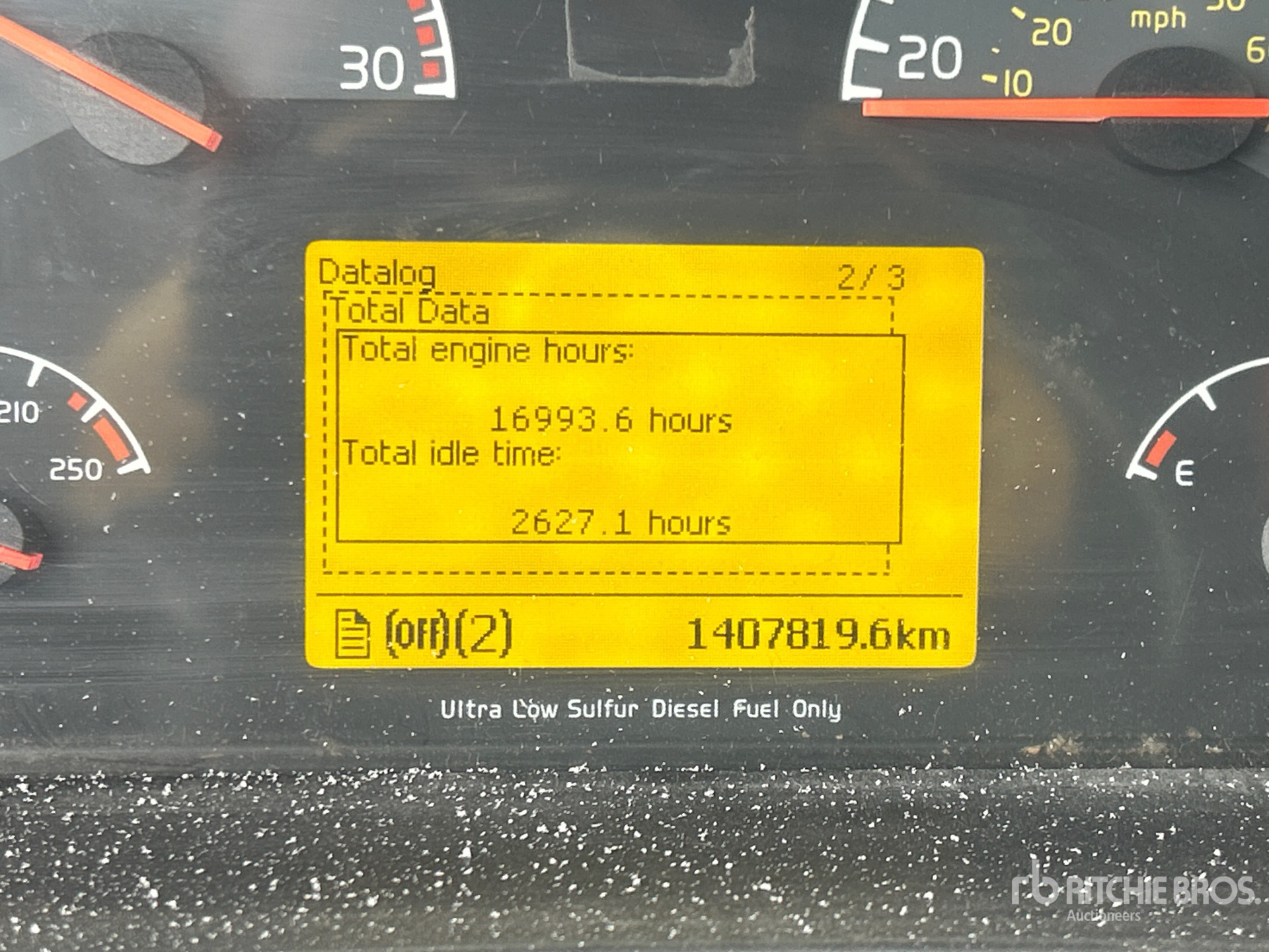 4 Transmision with Engine Hours