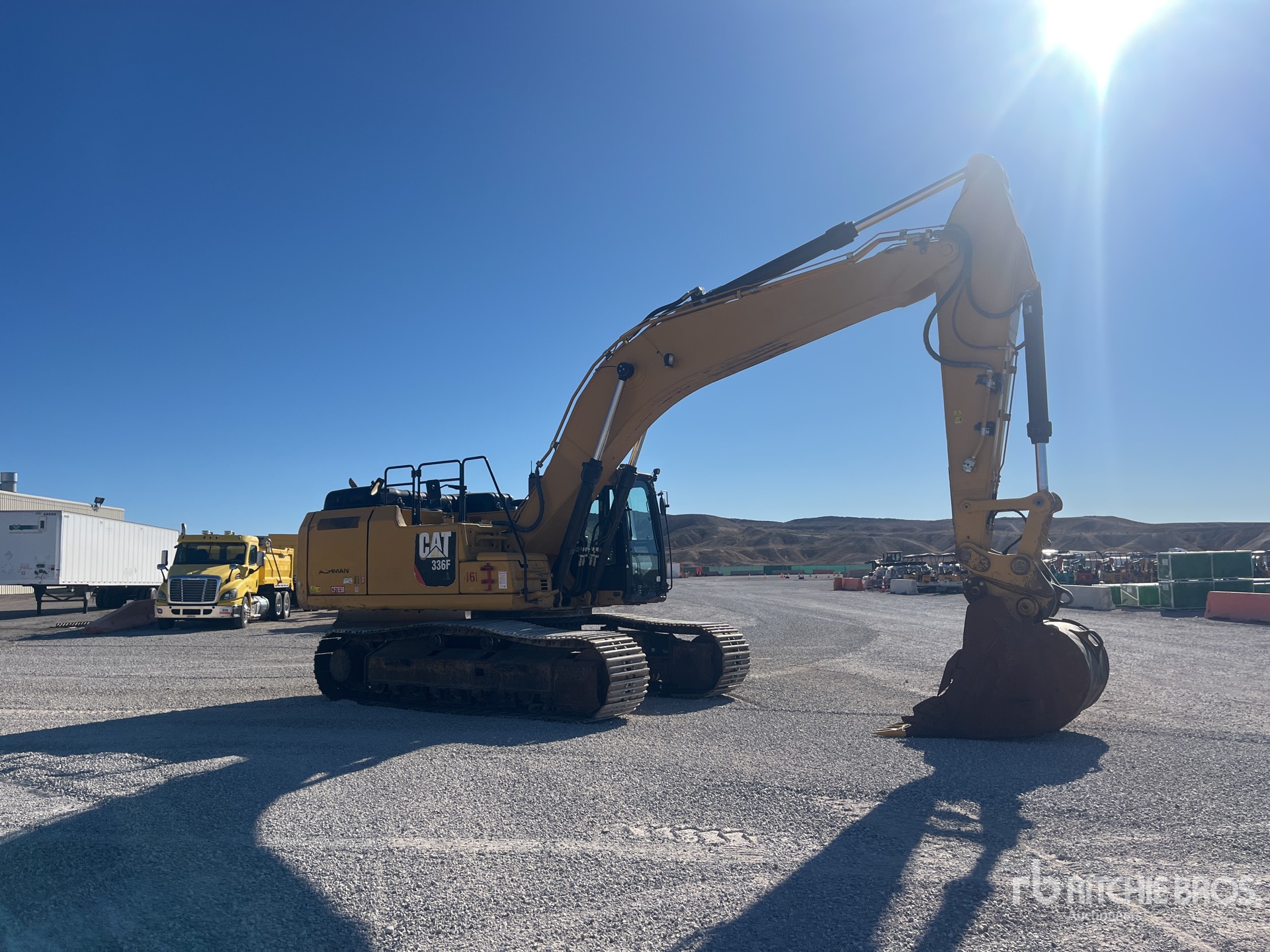 General Appearance with Bild, Ecke vorne rechts