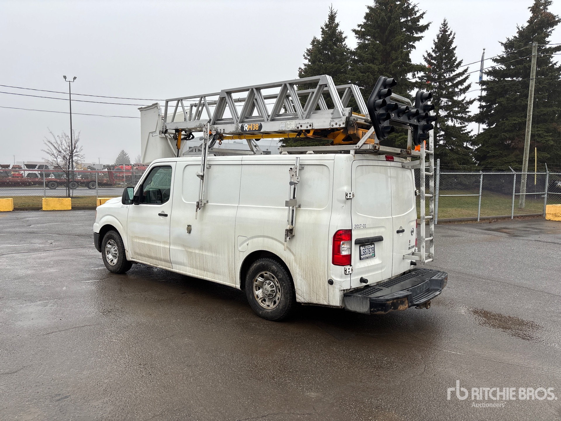 General Appearance with Picture, Left Rear Corner