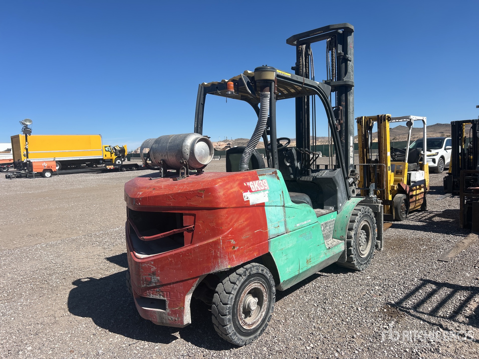 General Appearance with Bild, Ecke hinten rechts