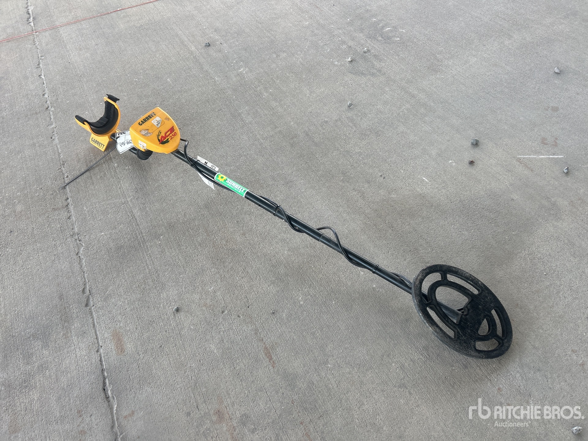 General Appearance with Bild, Ecke hinten rechts