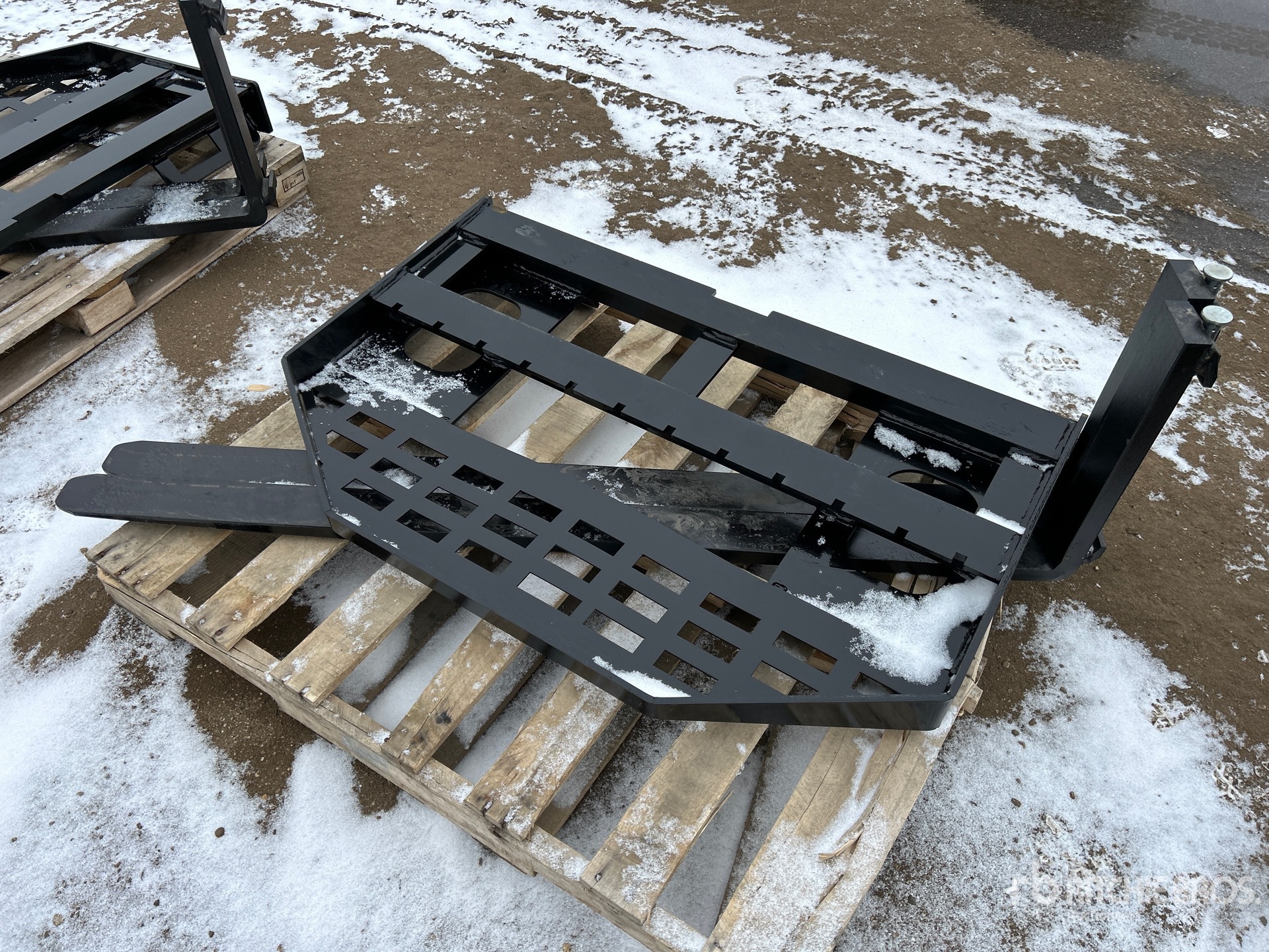 General Appearance with Bild, Ecke vorne links