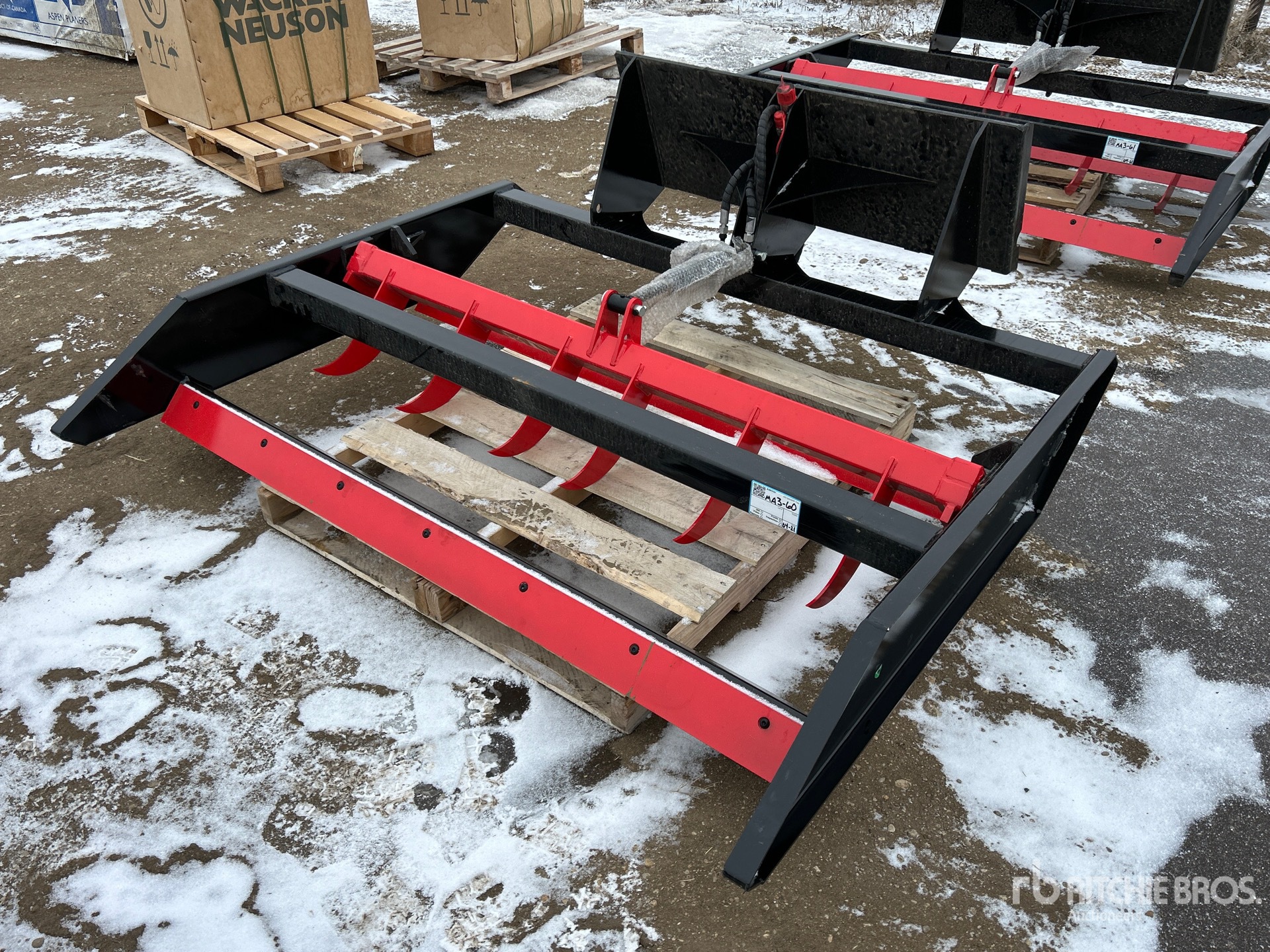 General Appearance with Foto, angolo anteriore sinistro