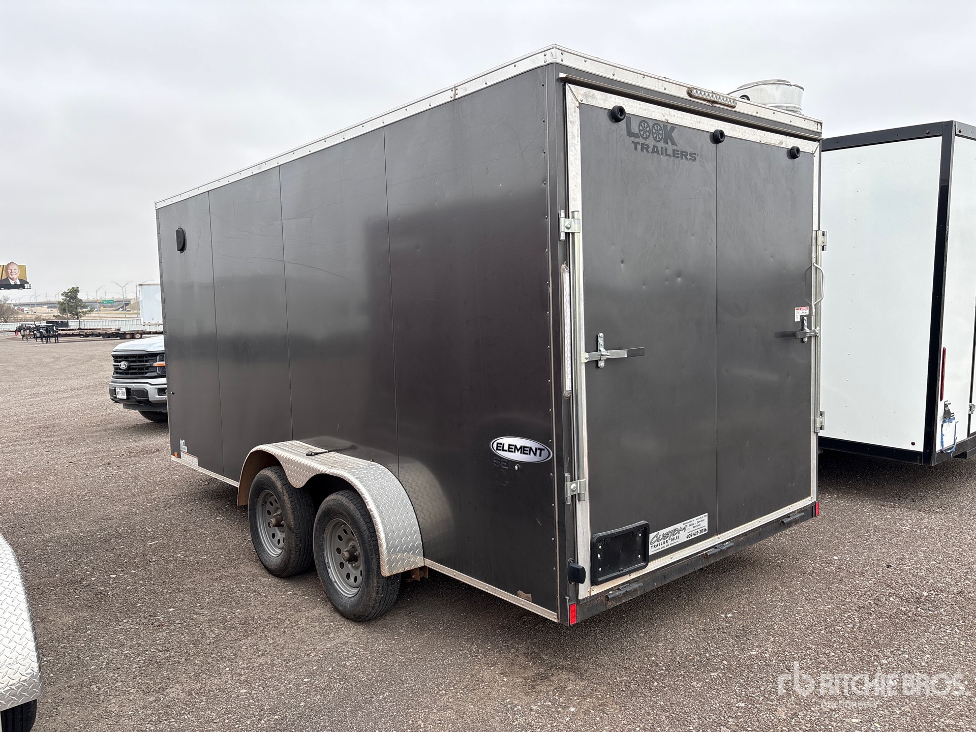 General Appearance with Imagen: esquina trasera izquierda