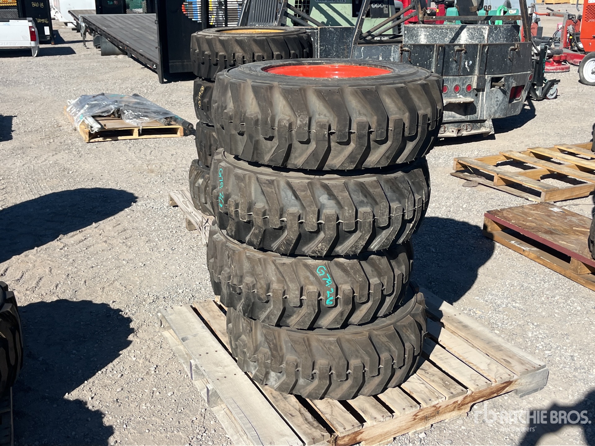 General Appearance with Bild, Ecke hinten links