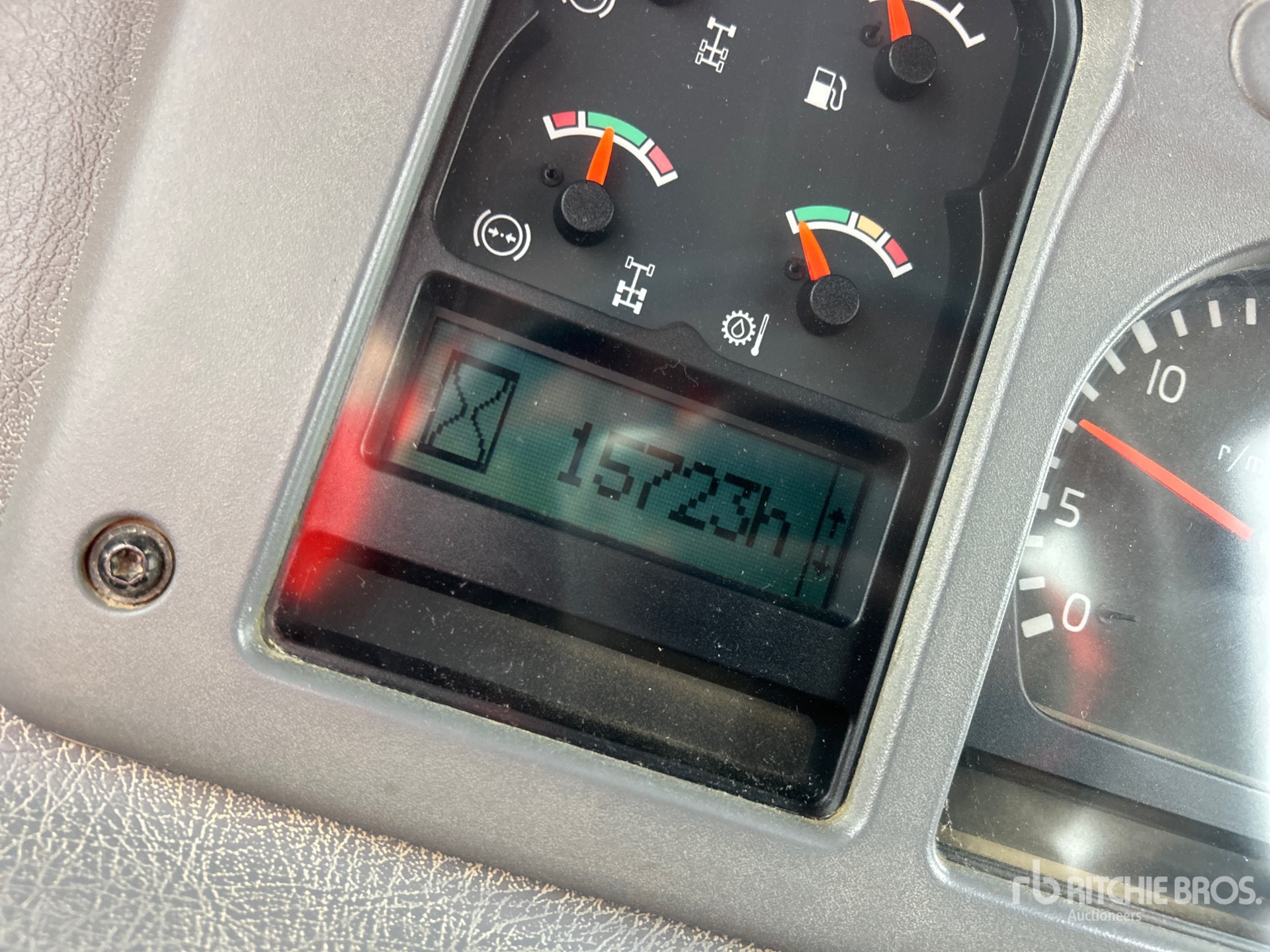 General Appearance with Hour Meter / Odometer