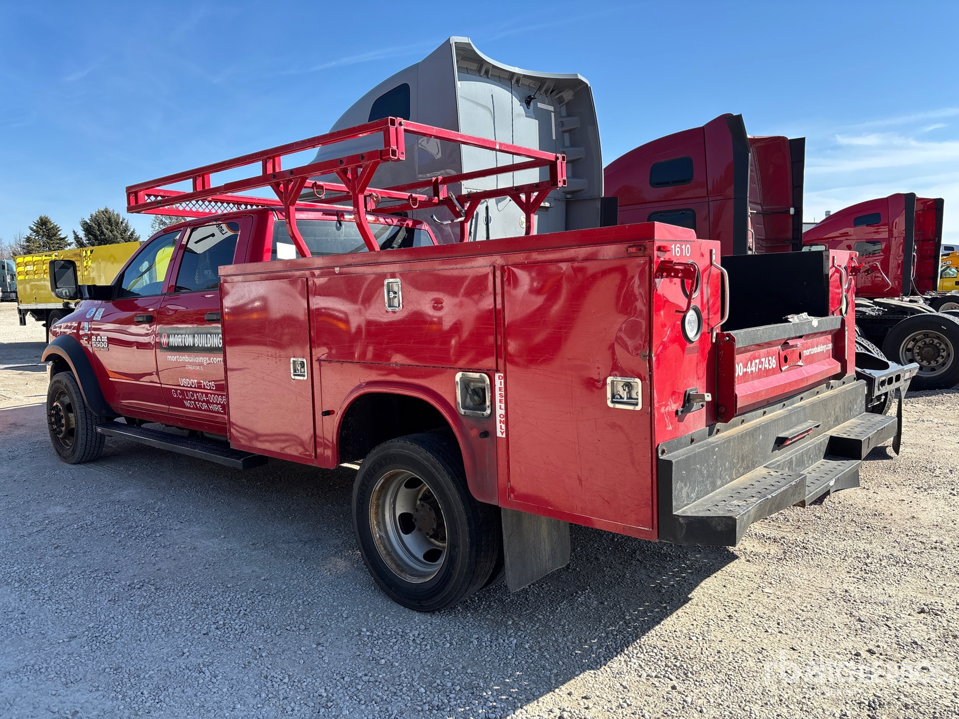 General Appearance with Picture, Left Rear Corner