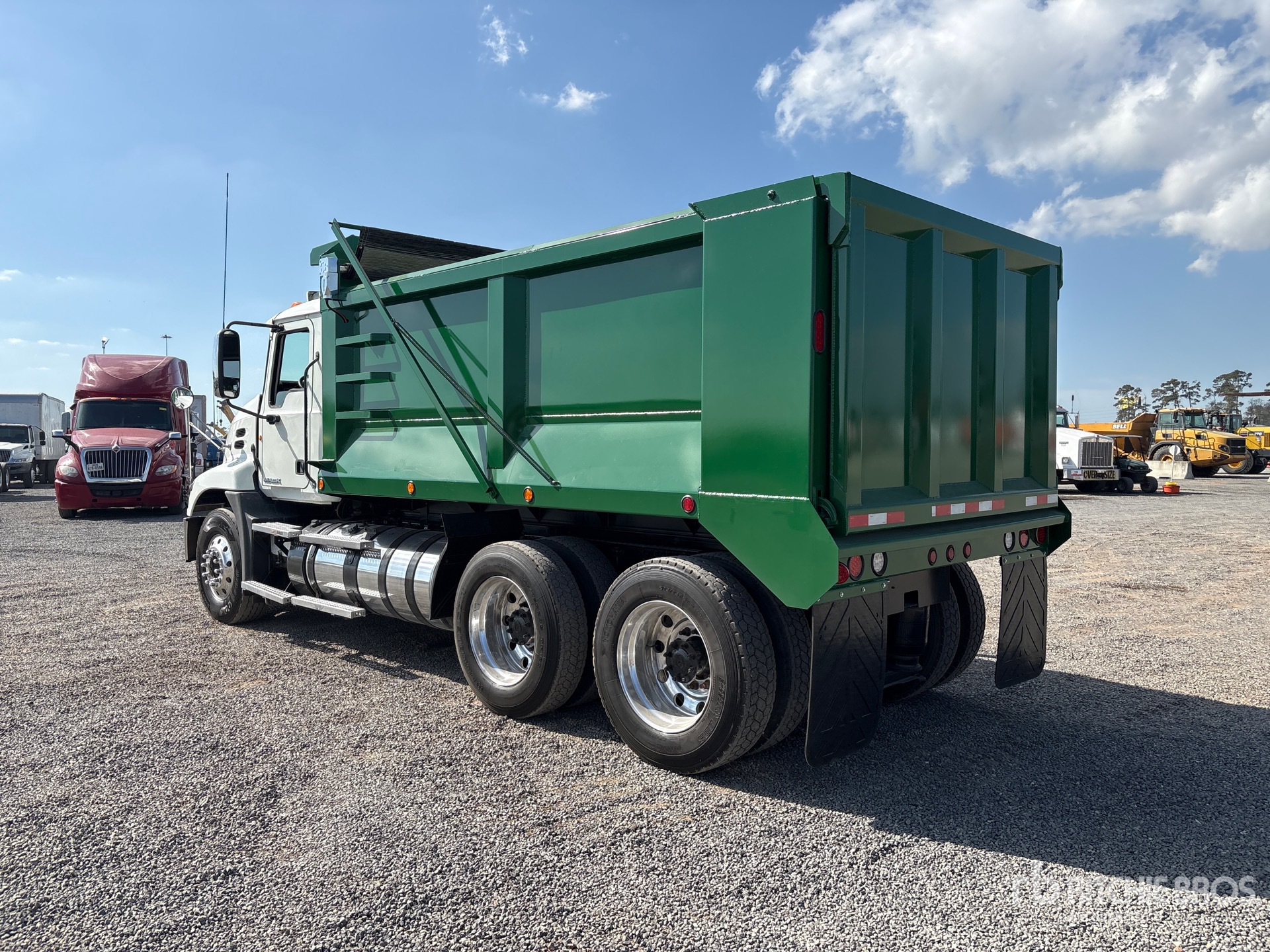 General Appearance with Imagen: esquina trasera izquierda