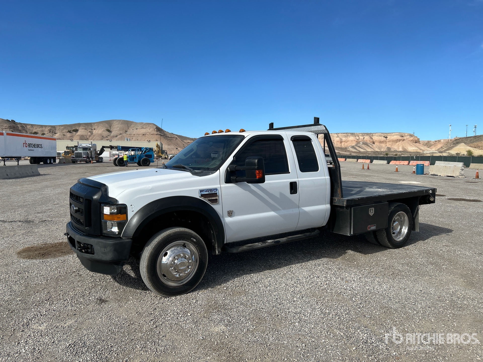 General Appearance with Image, coin avant gauche