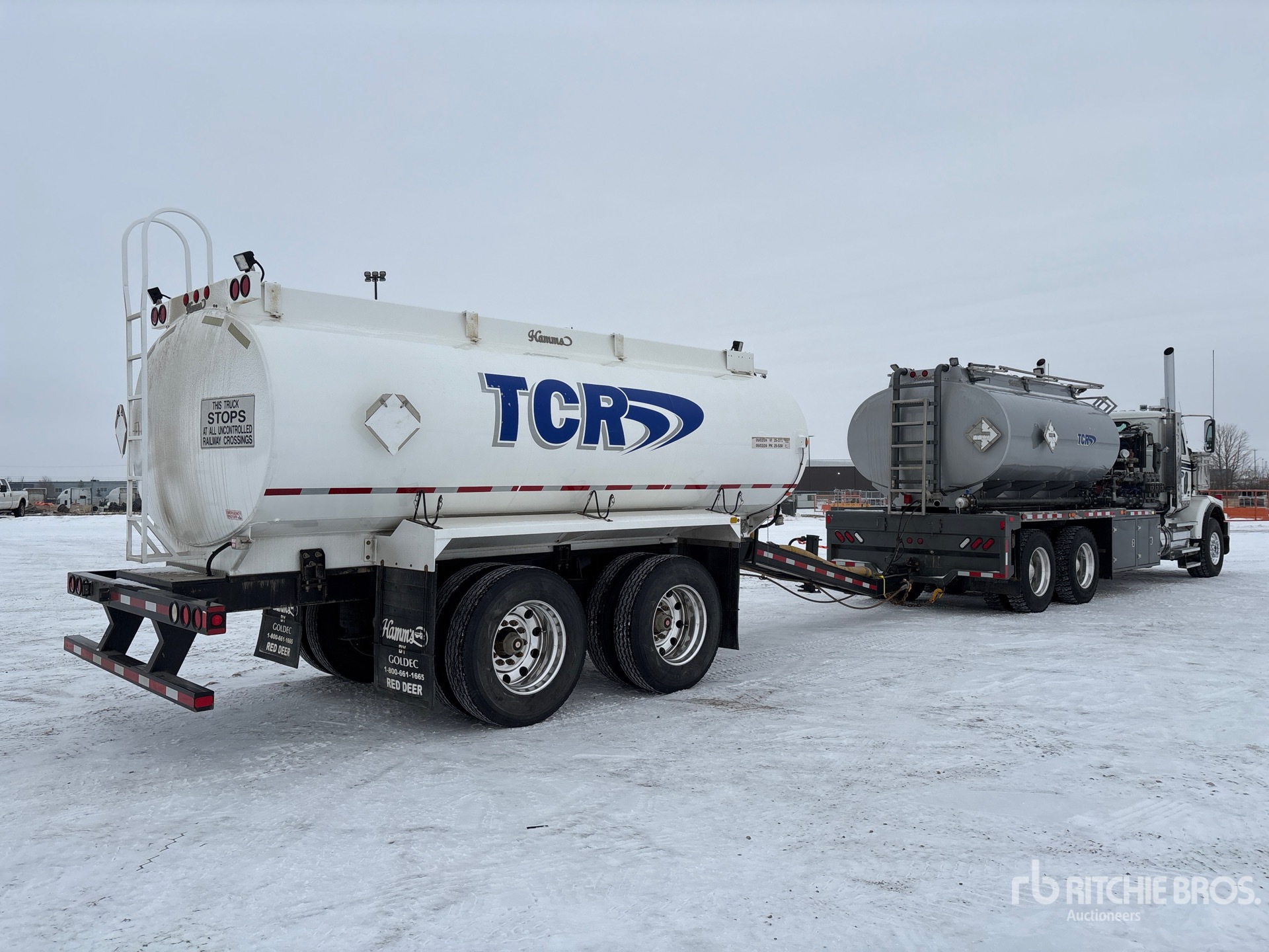 General Appearance with Foto, angolo anteriore sinistro