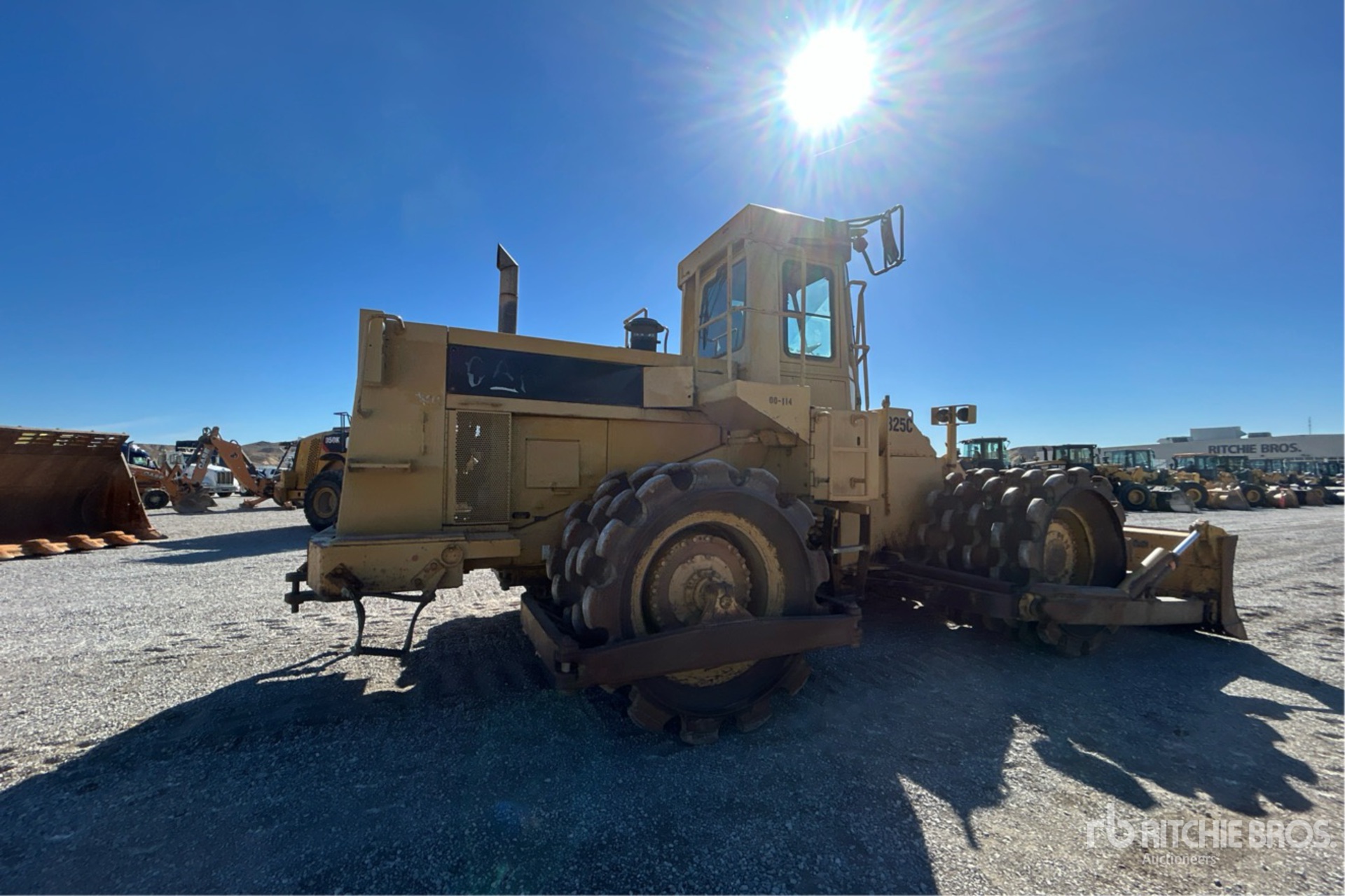 General Appearance with Bild, Ecke hinten rechts