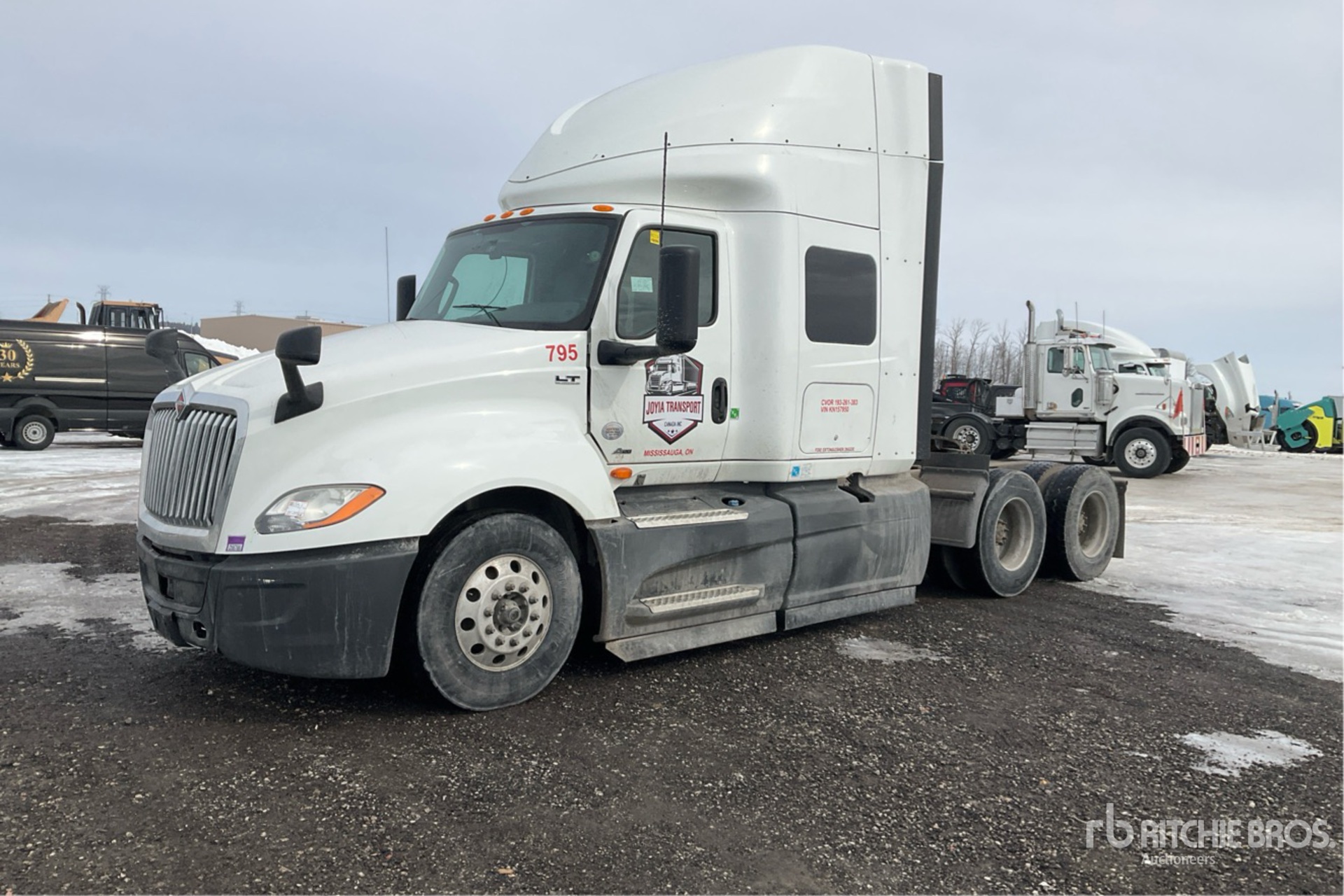 General Appearance with Picture, Left Front Corner