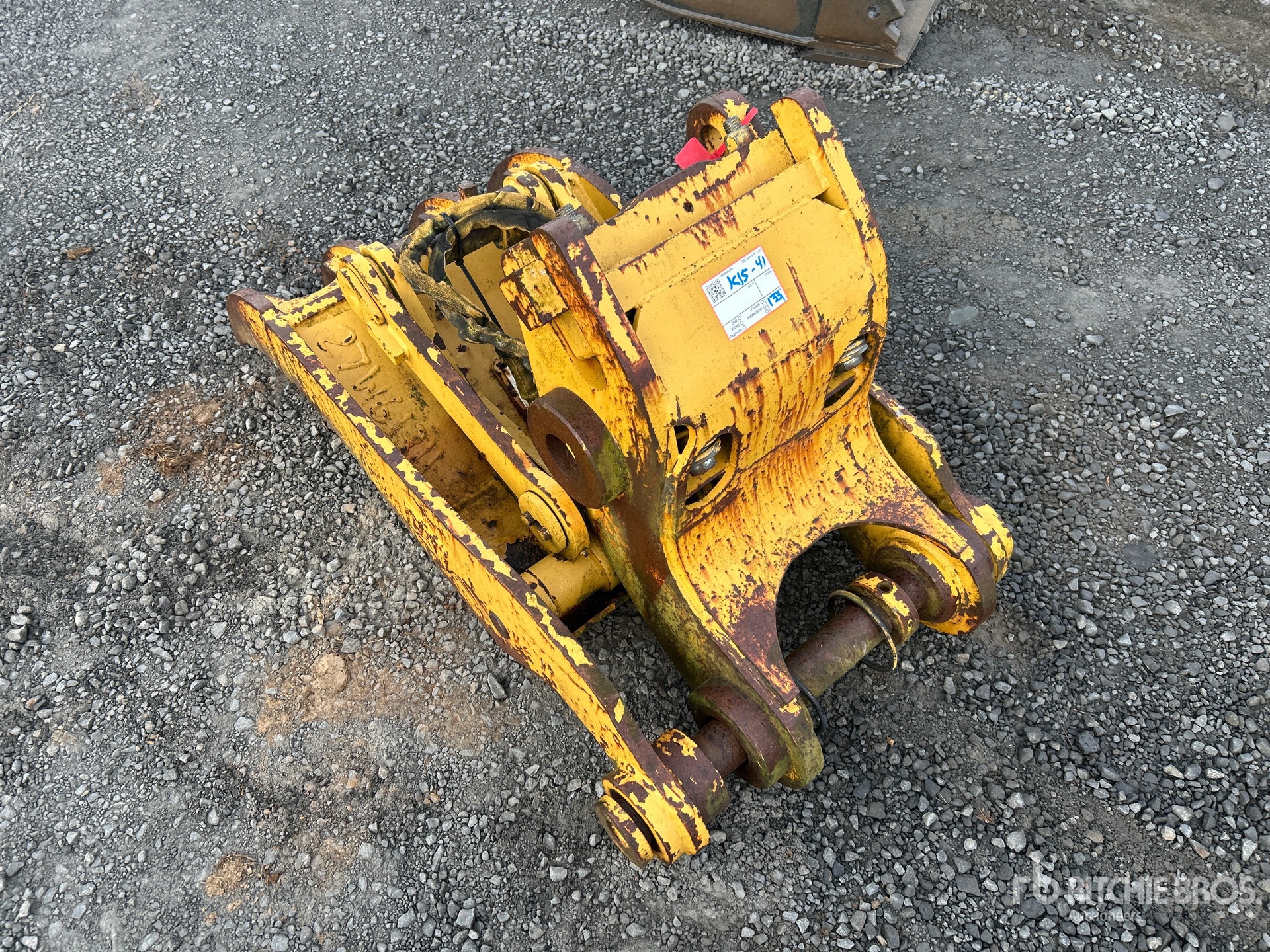 General Appearance with Foto, angolo anteriore sinistro