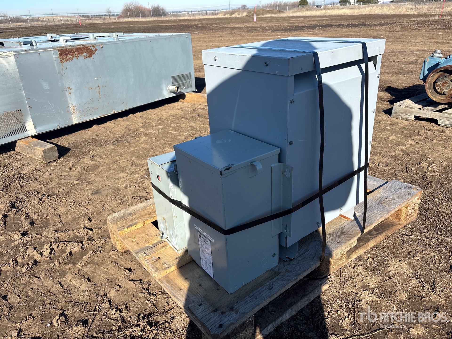 General Appearance with Bild, Ecke hinten rechts