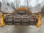 Chassis with Feed Table