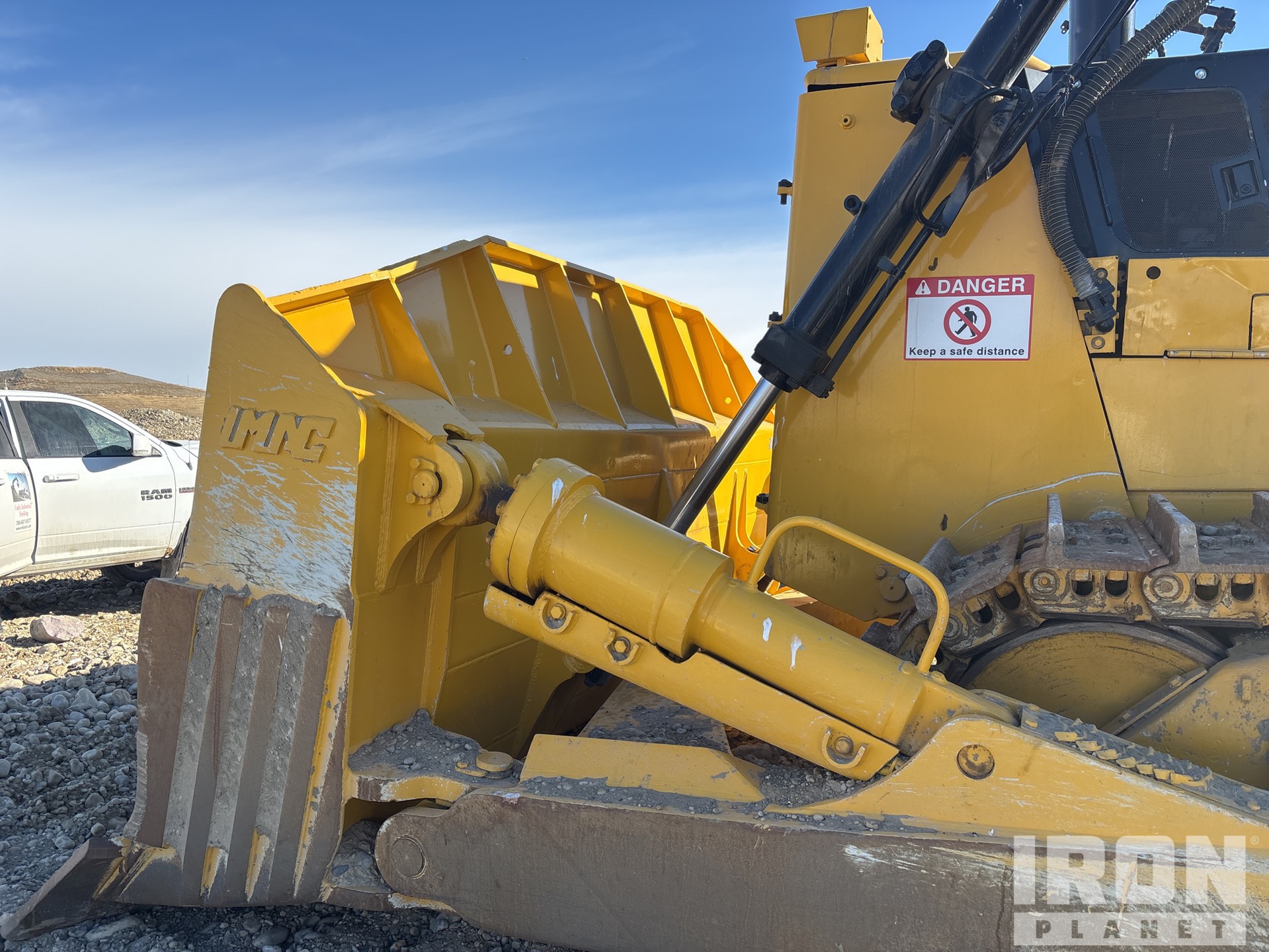 1999 Komatsu D375A-3