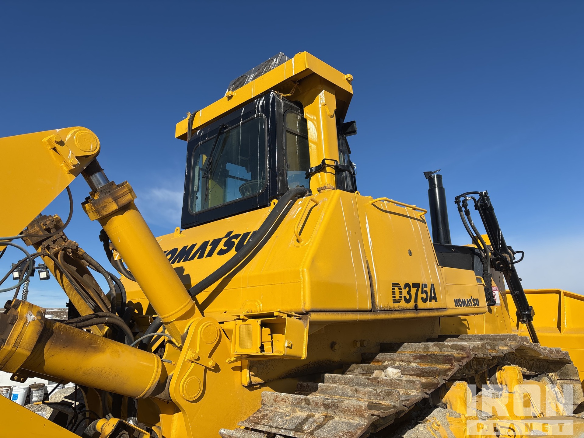 1999 Komatsu D375A-3