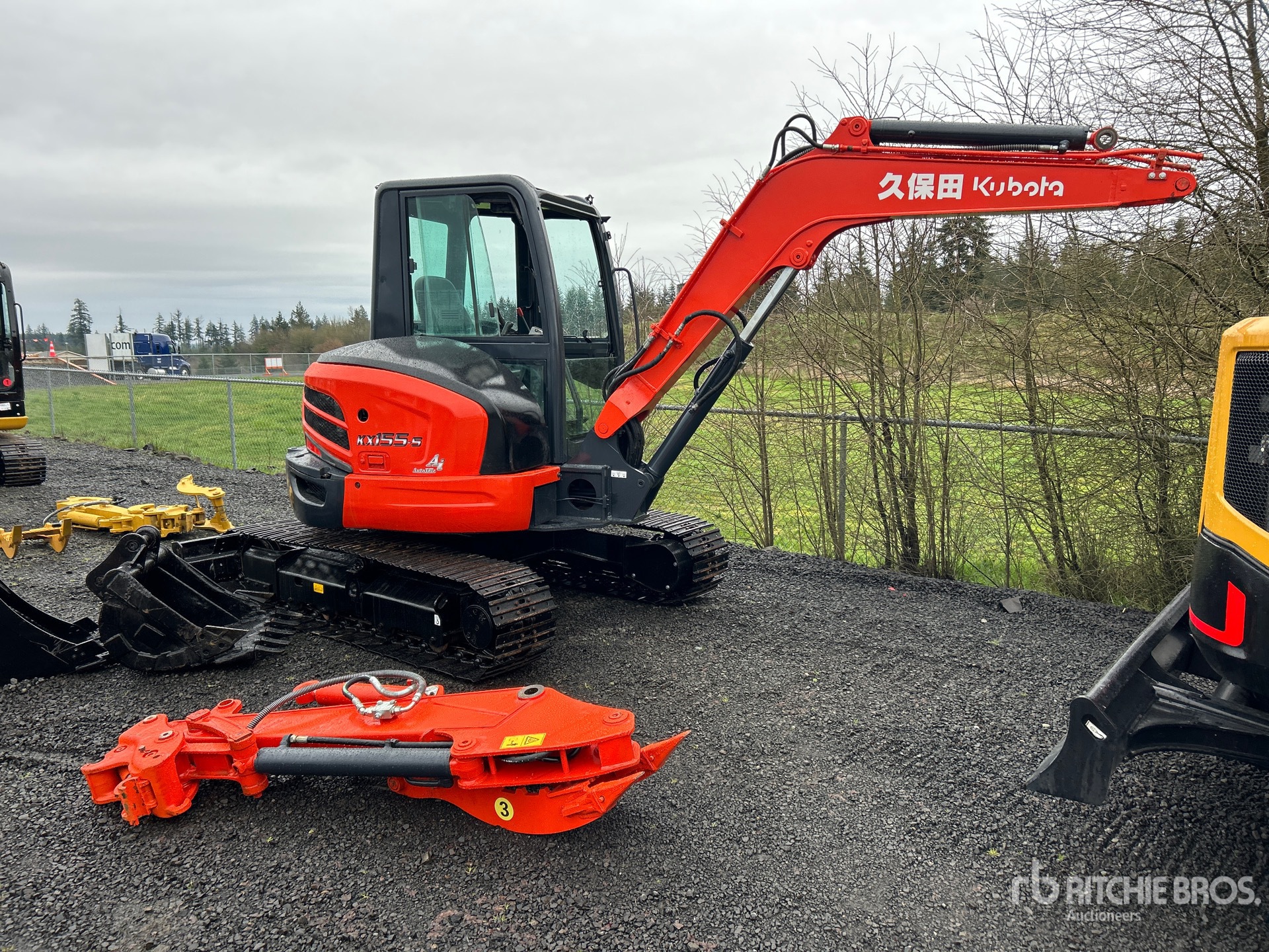 General Appearance with Image, coin avant droit