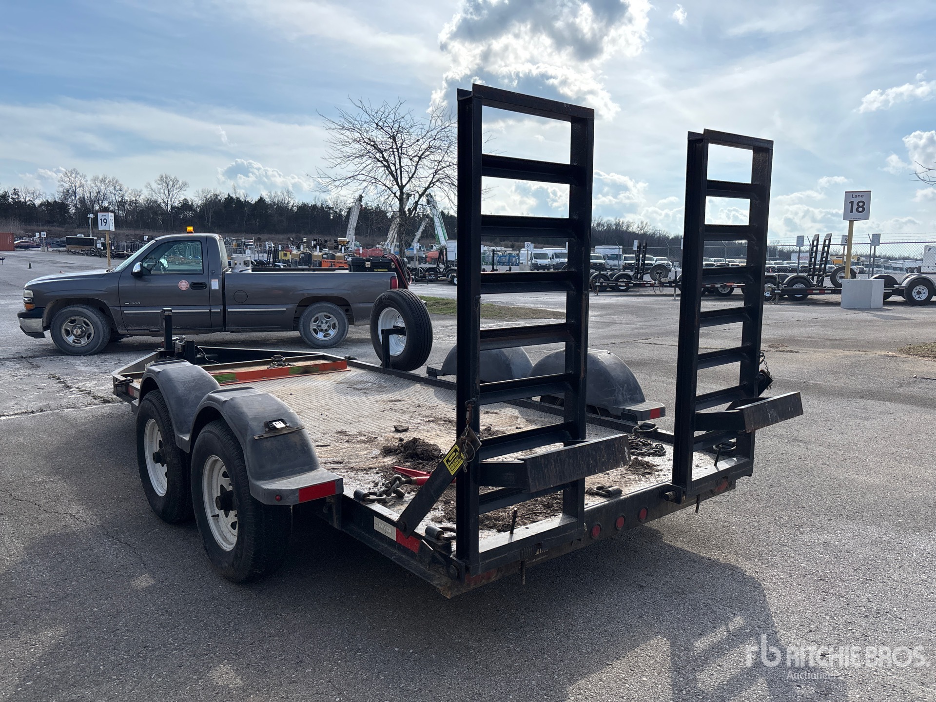 Aspect général with Image, coin arrière gauche