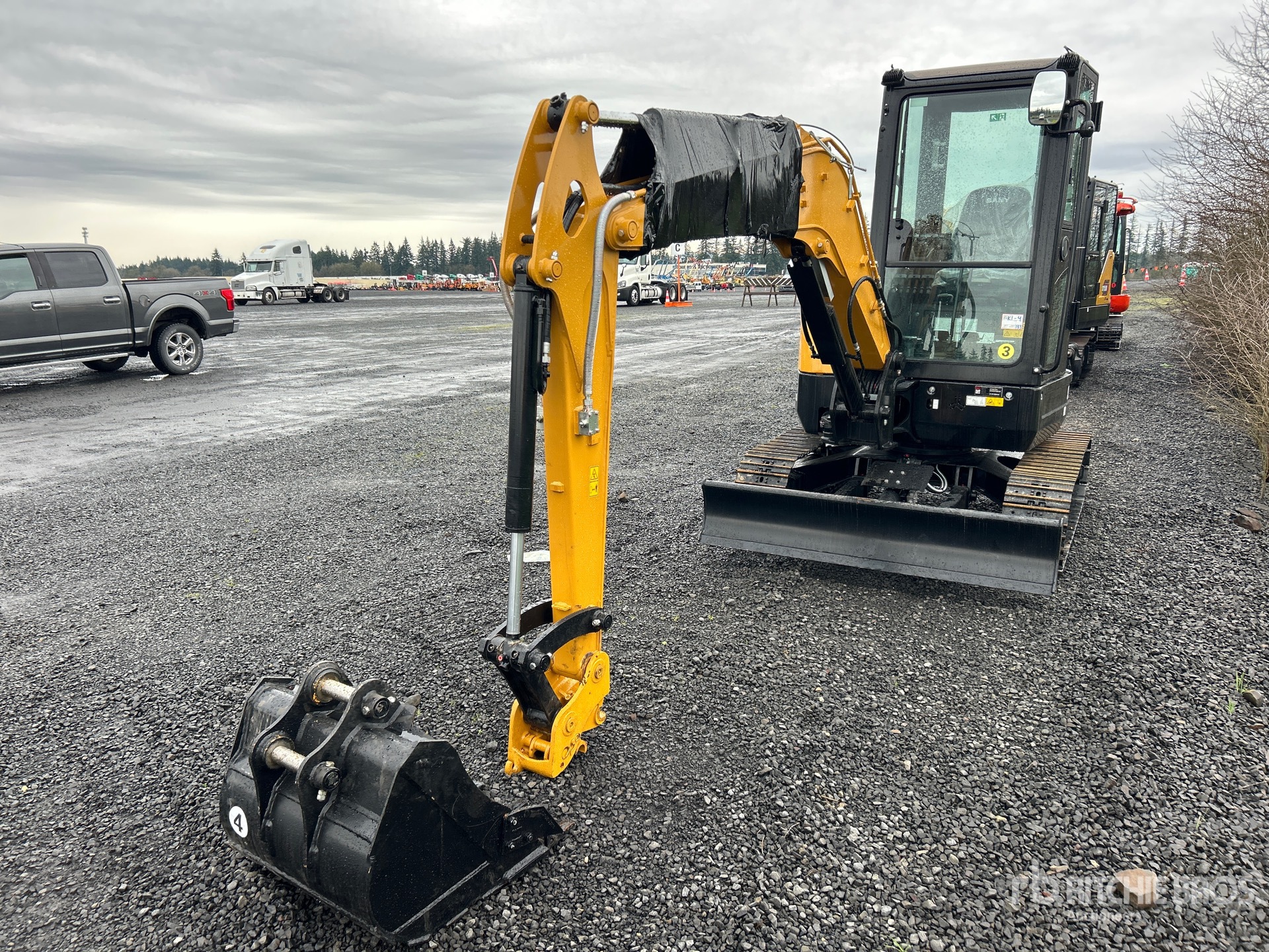 General Appearance with Image, coin avant gauche