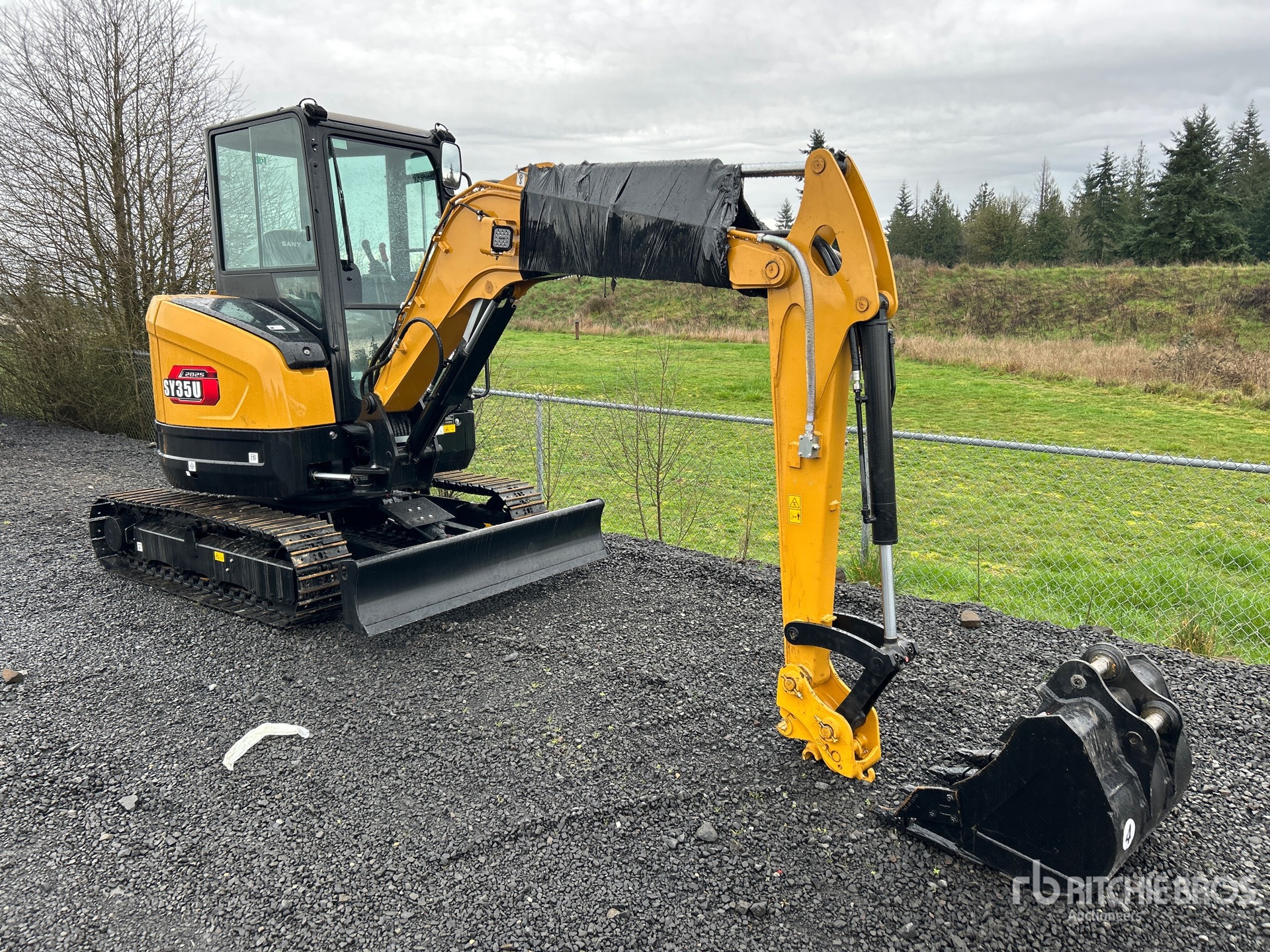 General Appearance with Image, coin avant droit