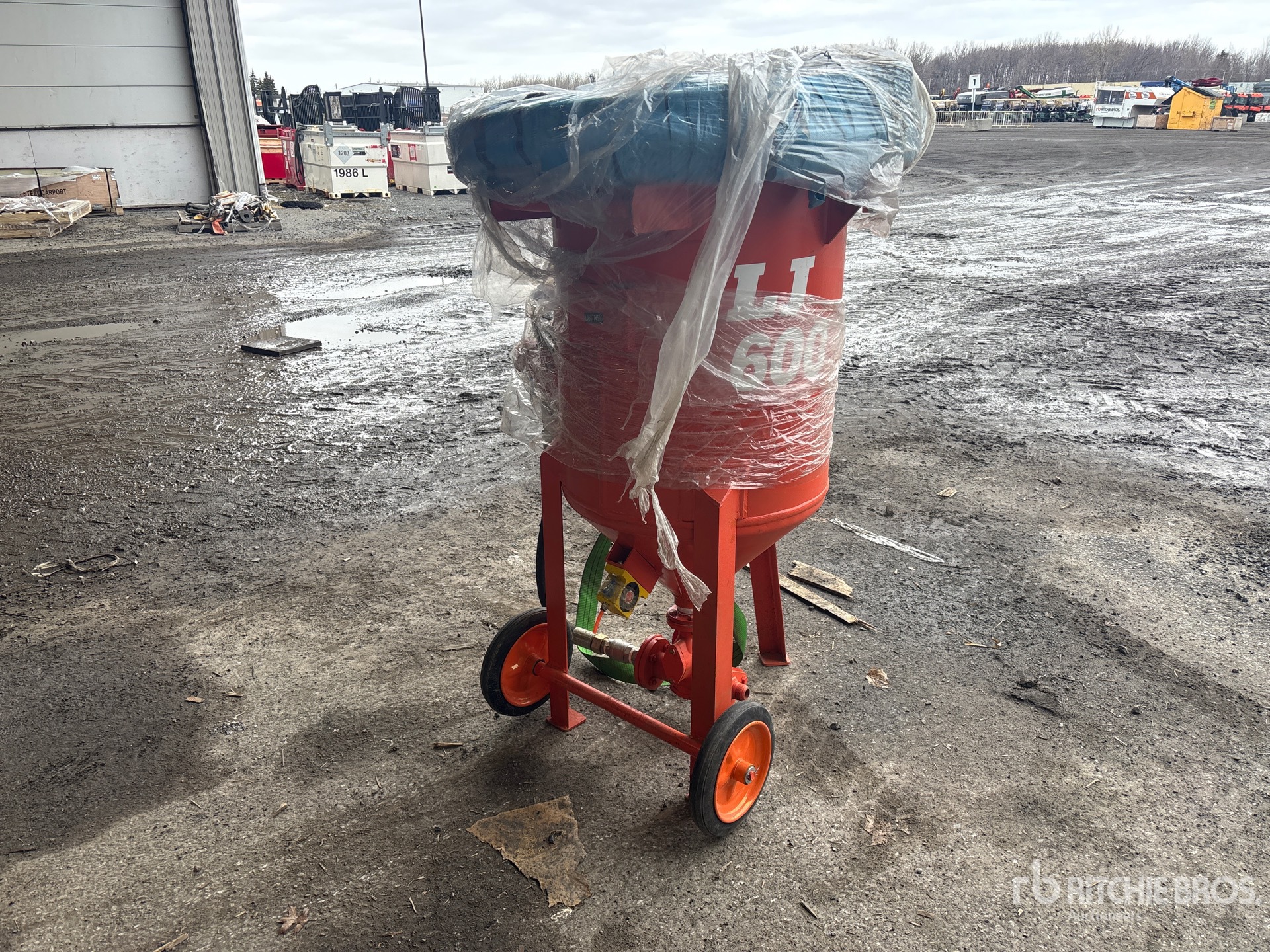 General Appearance with Picture, Right Rear Corner