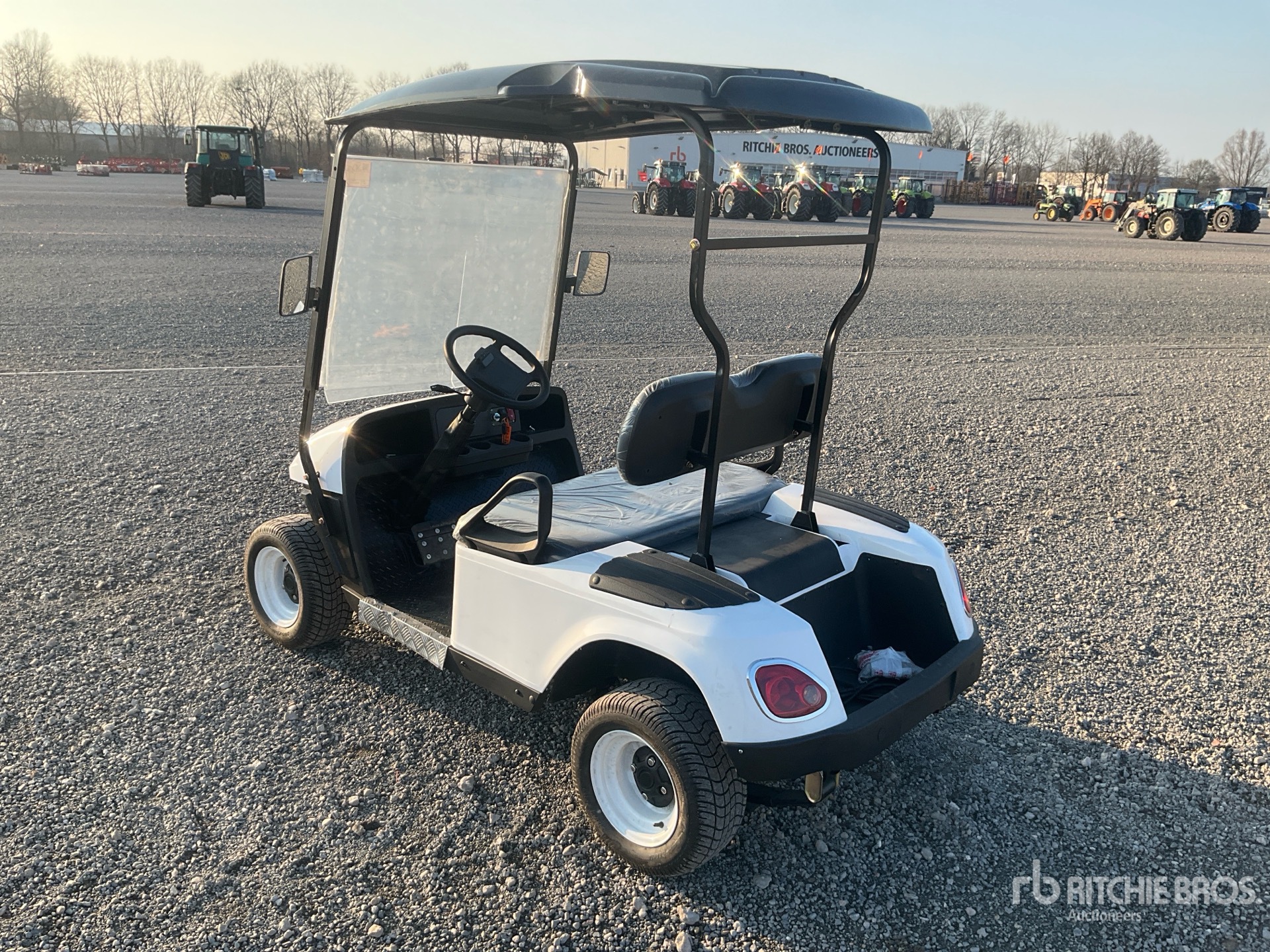 General Appearance with Bild, Ecke hinten links