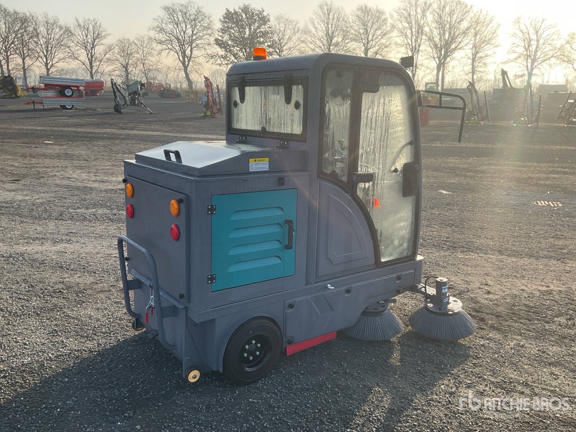 Aspect général with Image, coin arrière droit