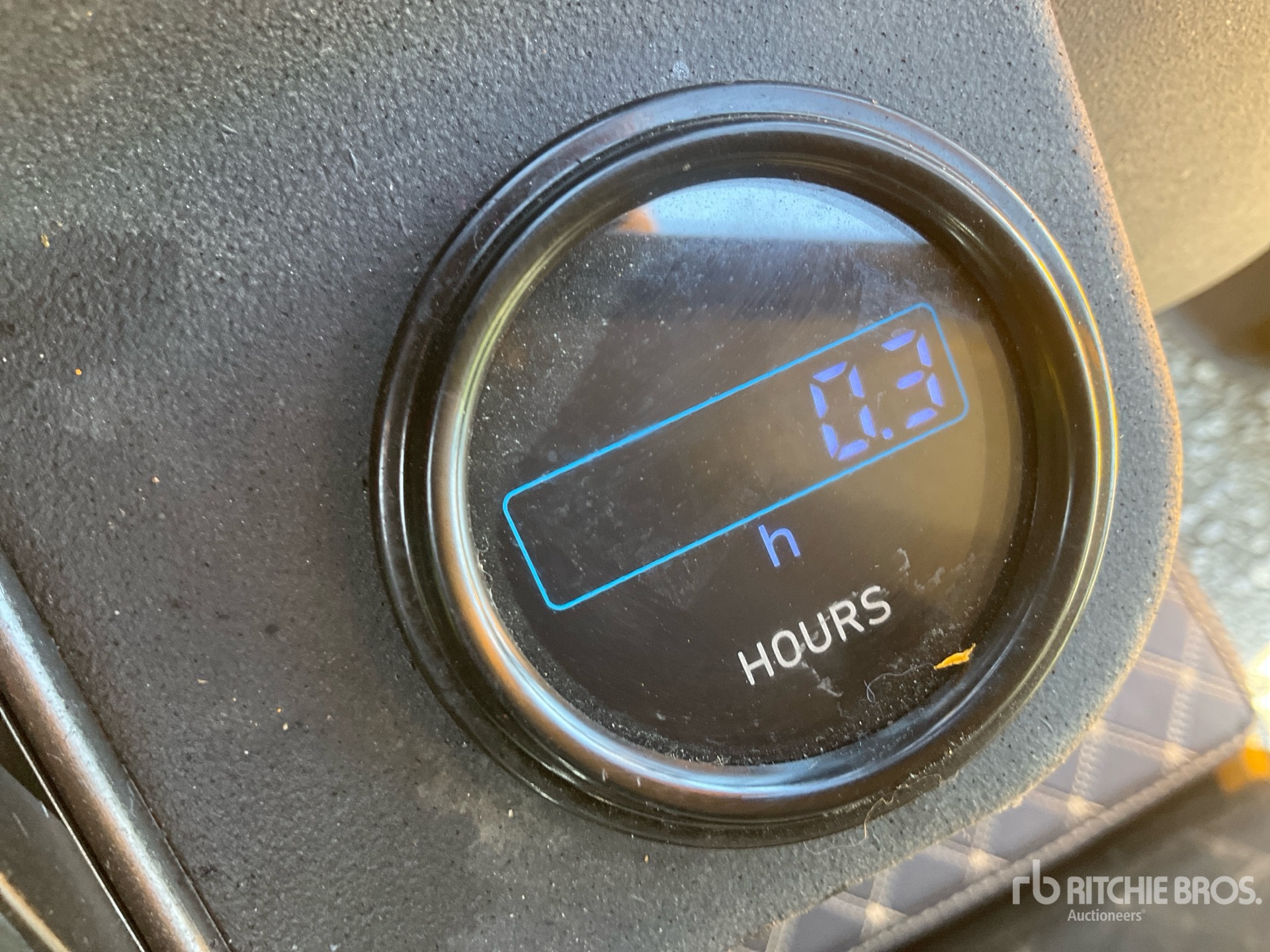 General Appearance with Hour Meter / Odometer