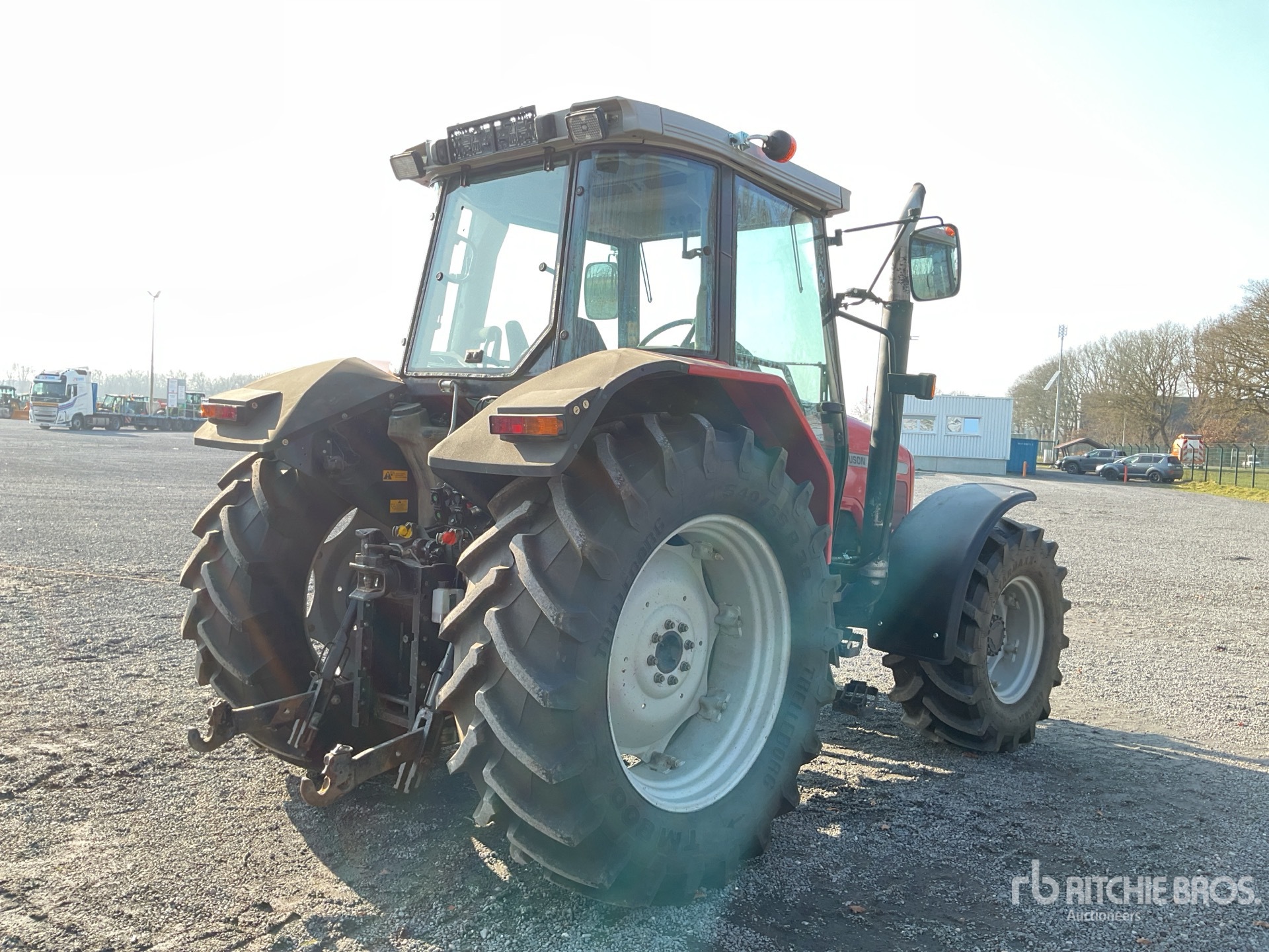 General Appearance with Bild, Ecke hinten rechts