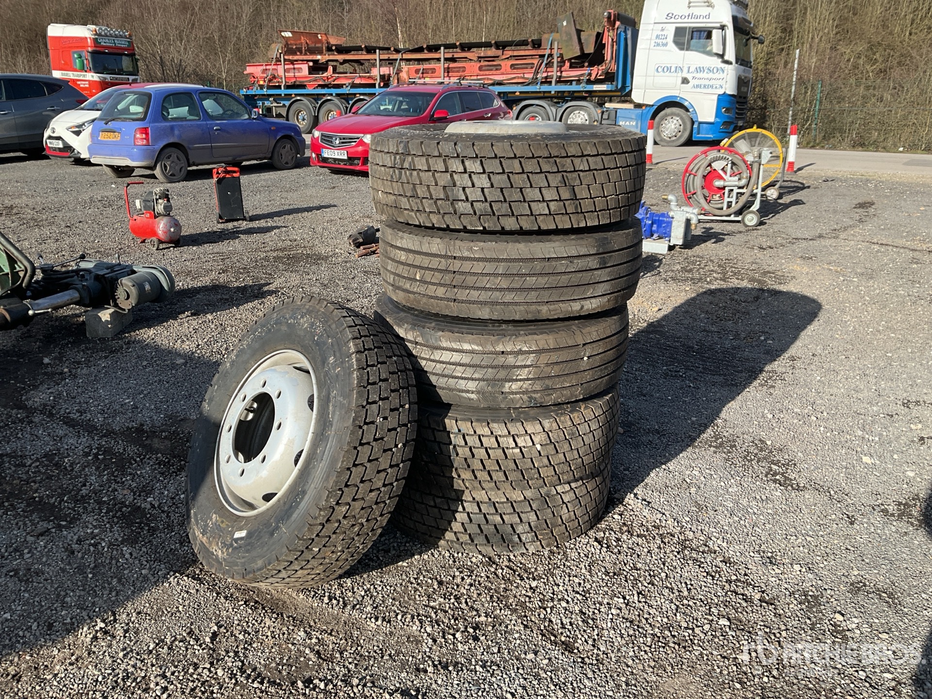 General Appearance with Picture, Left Front Corner