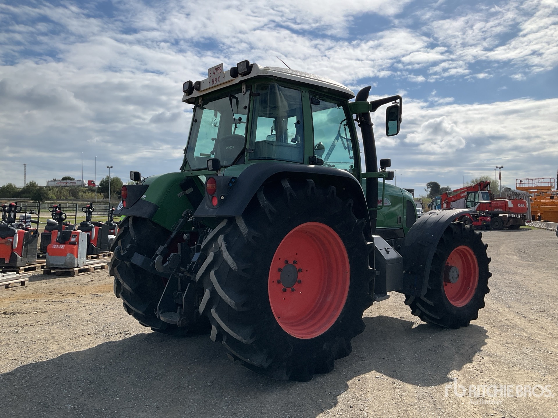 General Appearance with Picture, Right Rear Corner