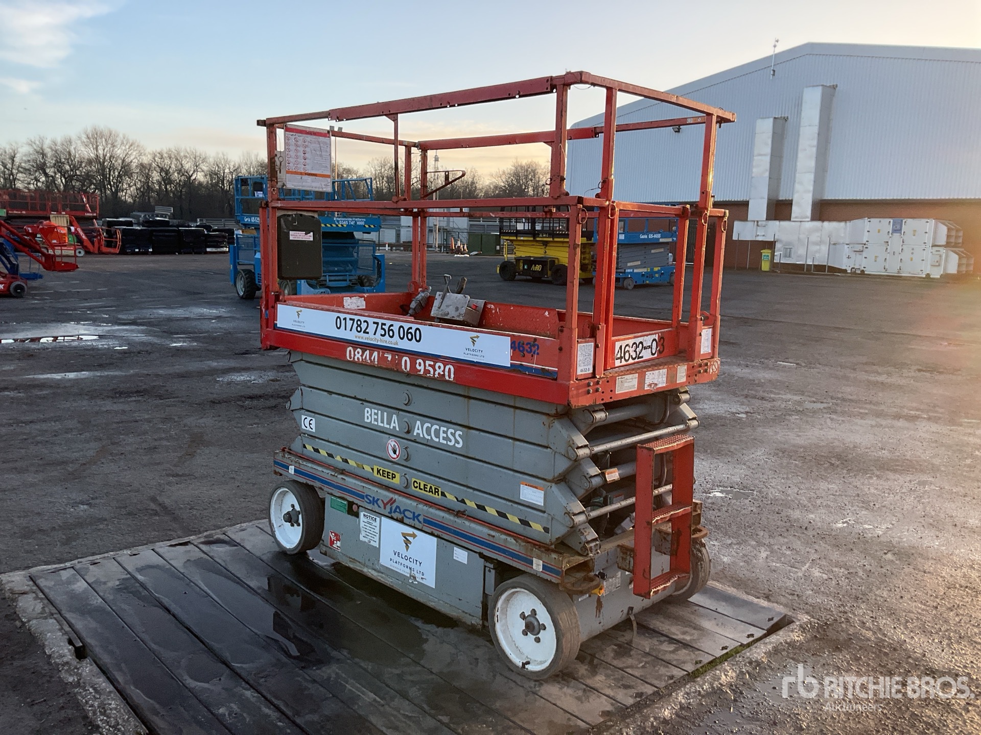 General Appearance with Picture, Left Rear Corner