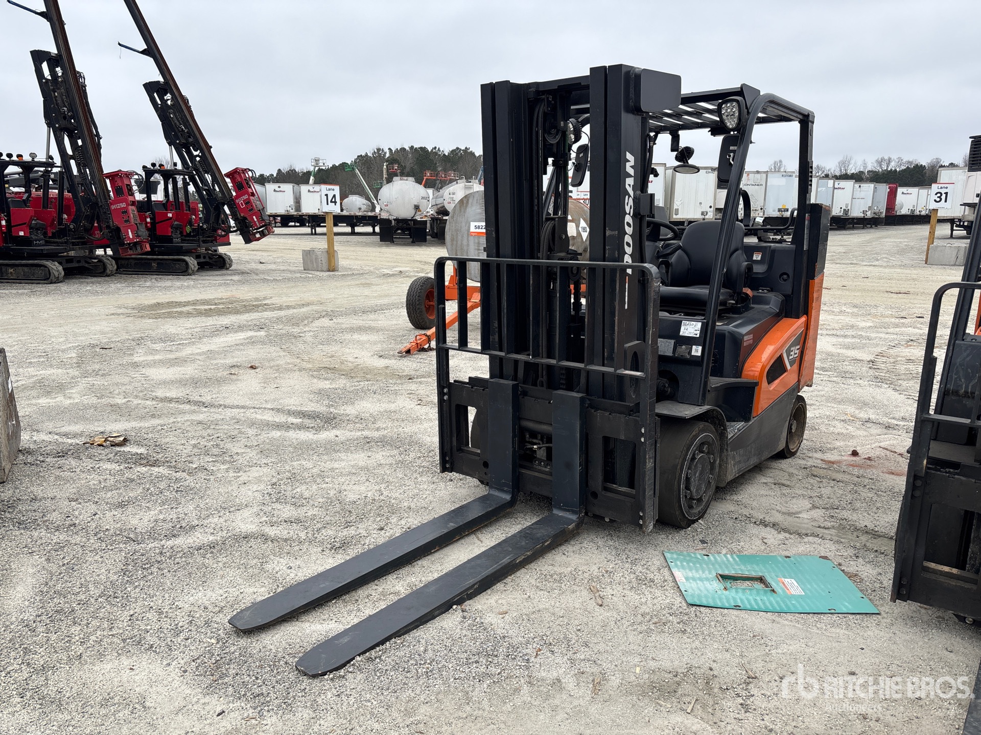 General Appearance with Picture, Left Front Corner