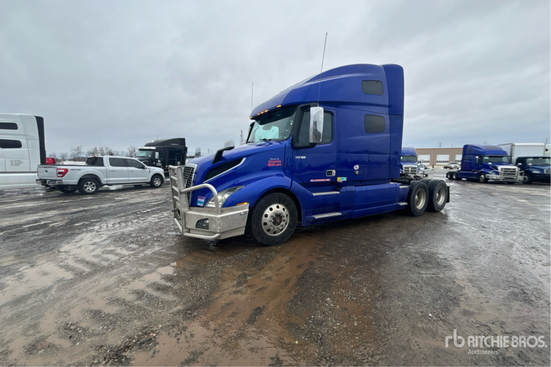 General Appearance with Picture, Left Front Corner