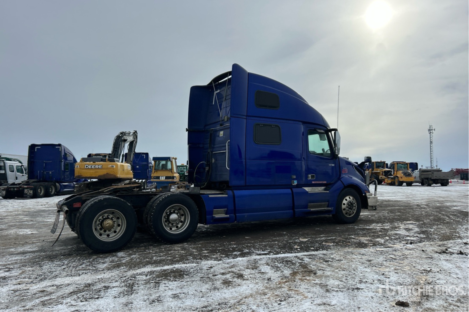 General Appearance with Image, coin arrière droit